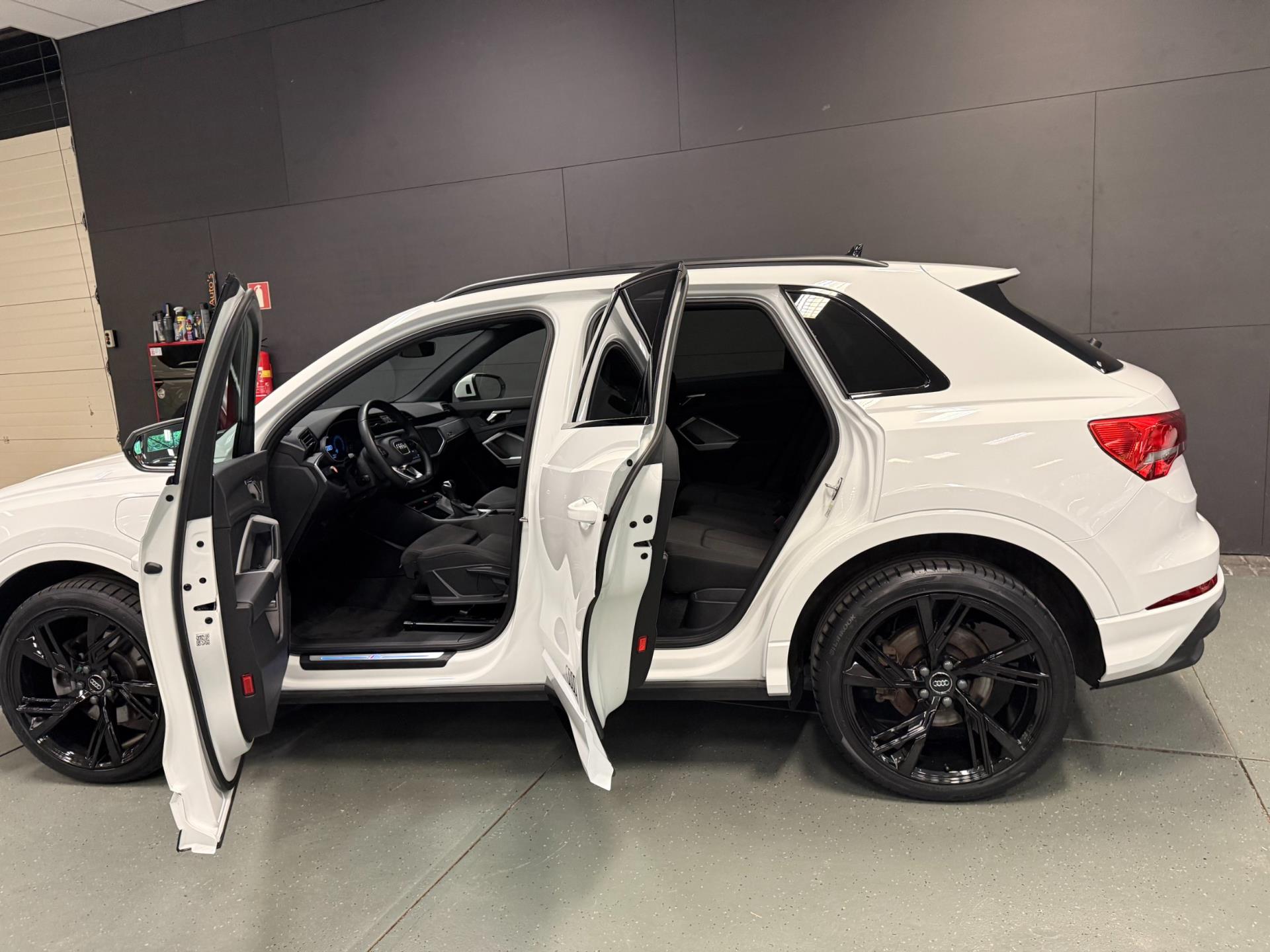 Foto van Audi Q3 E-tron