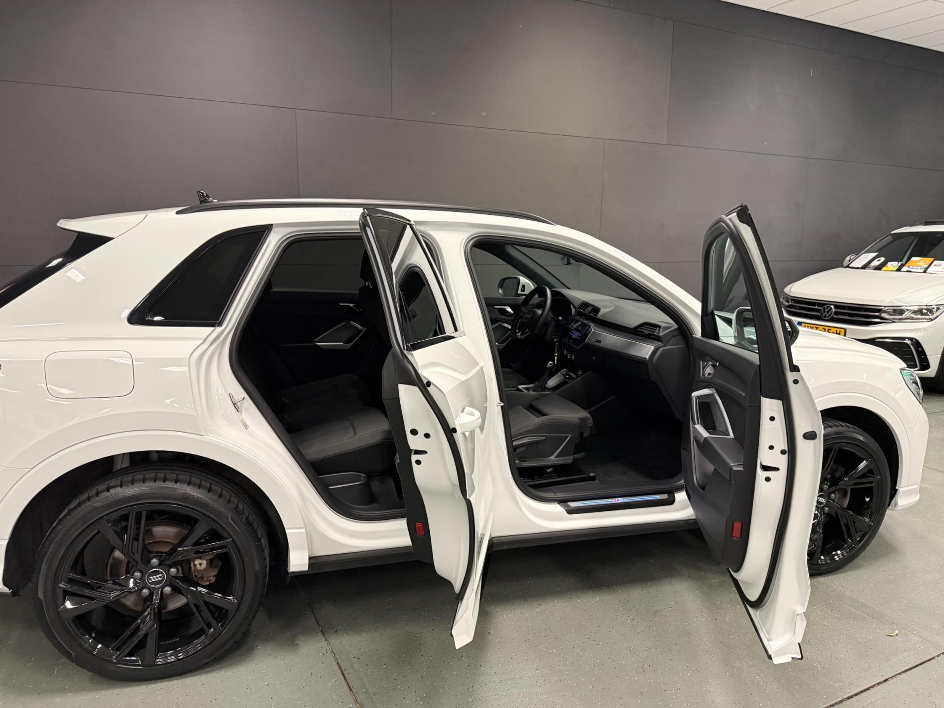 Foto van Audi Q3 E-tron