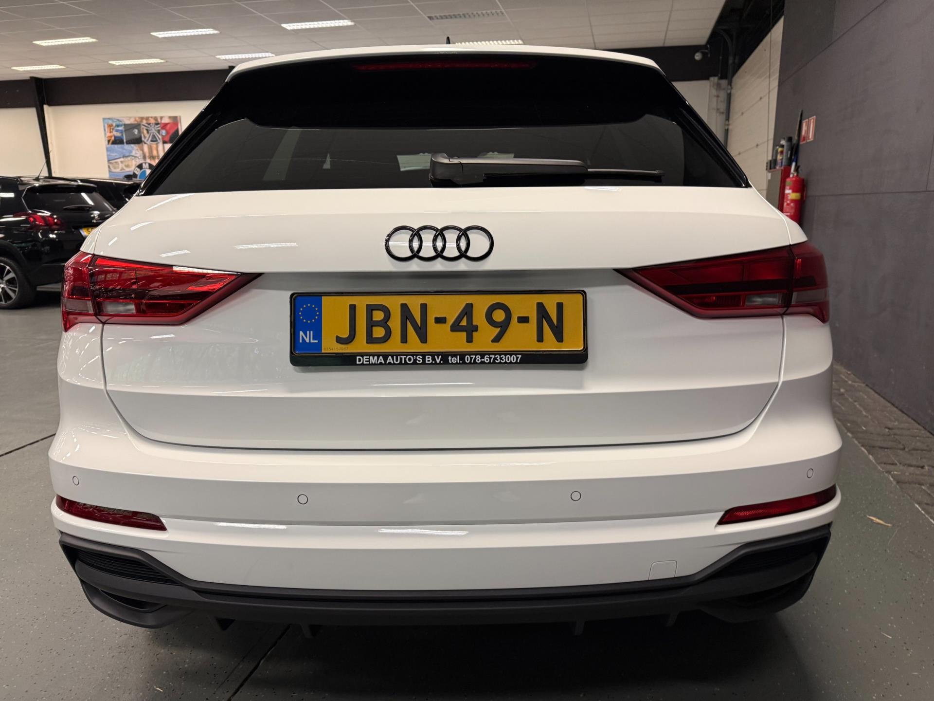 Foto van Audi Q3 E-tron
