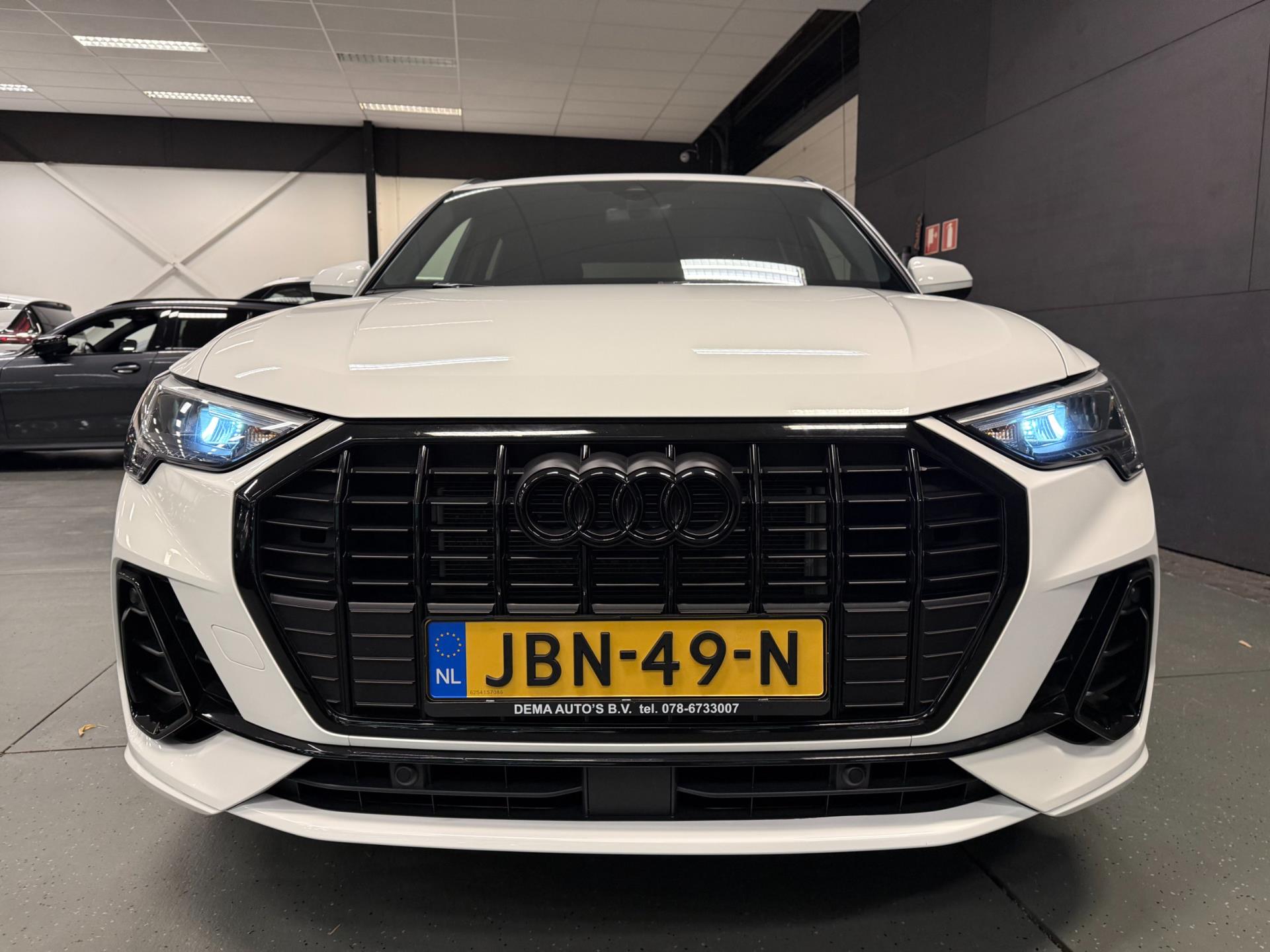 Foto van Audi Q3 E-tron
