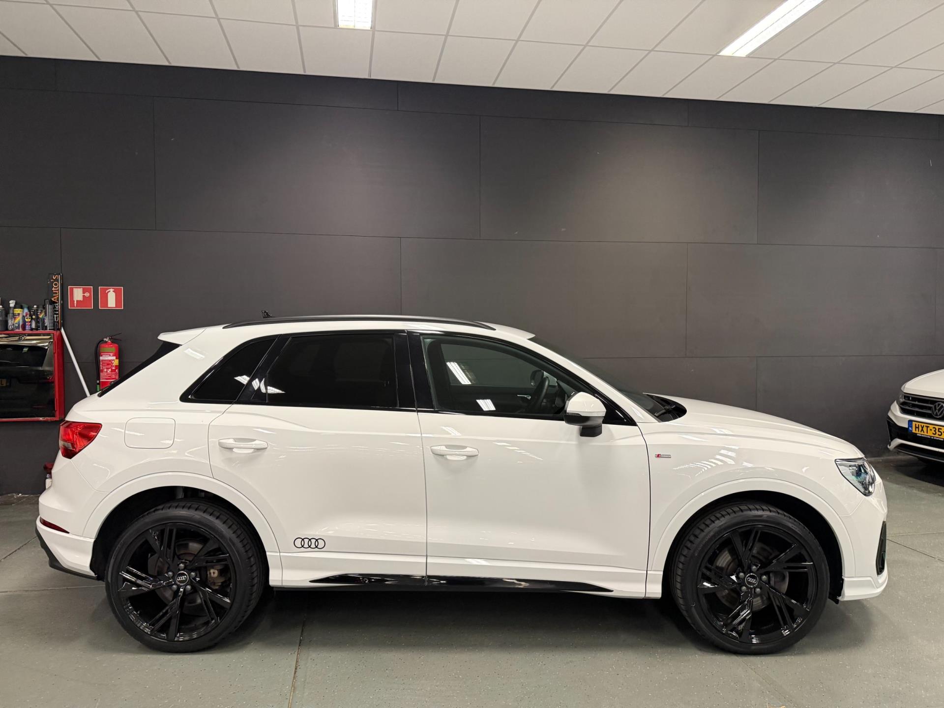 Foto van Audi Q3 E-tron