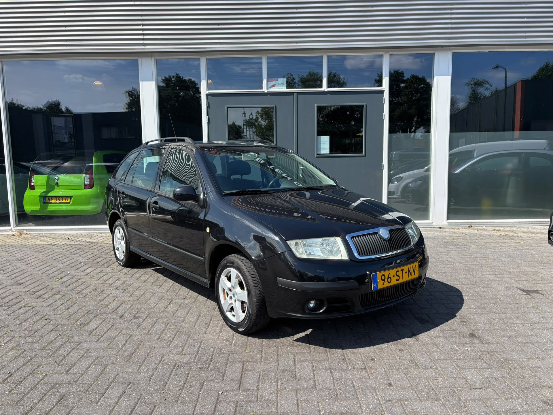 Skoda Fabia 1.4-16V Elegance/Airco/Lichtmetaal/Dakrails/Cruise control!!! 2006 - voorkant