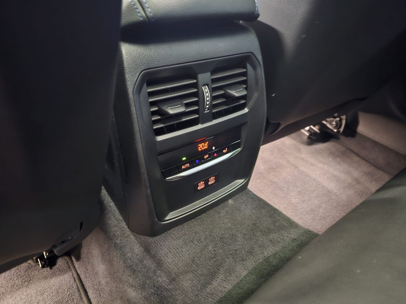 Foto van BMW 330e
