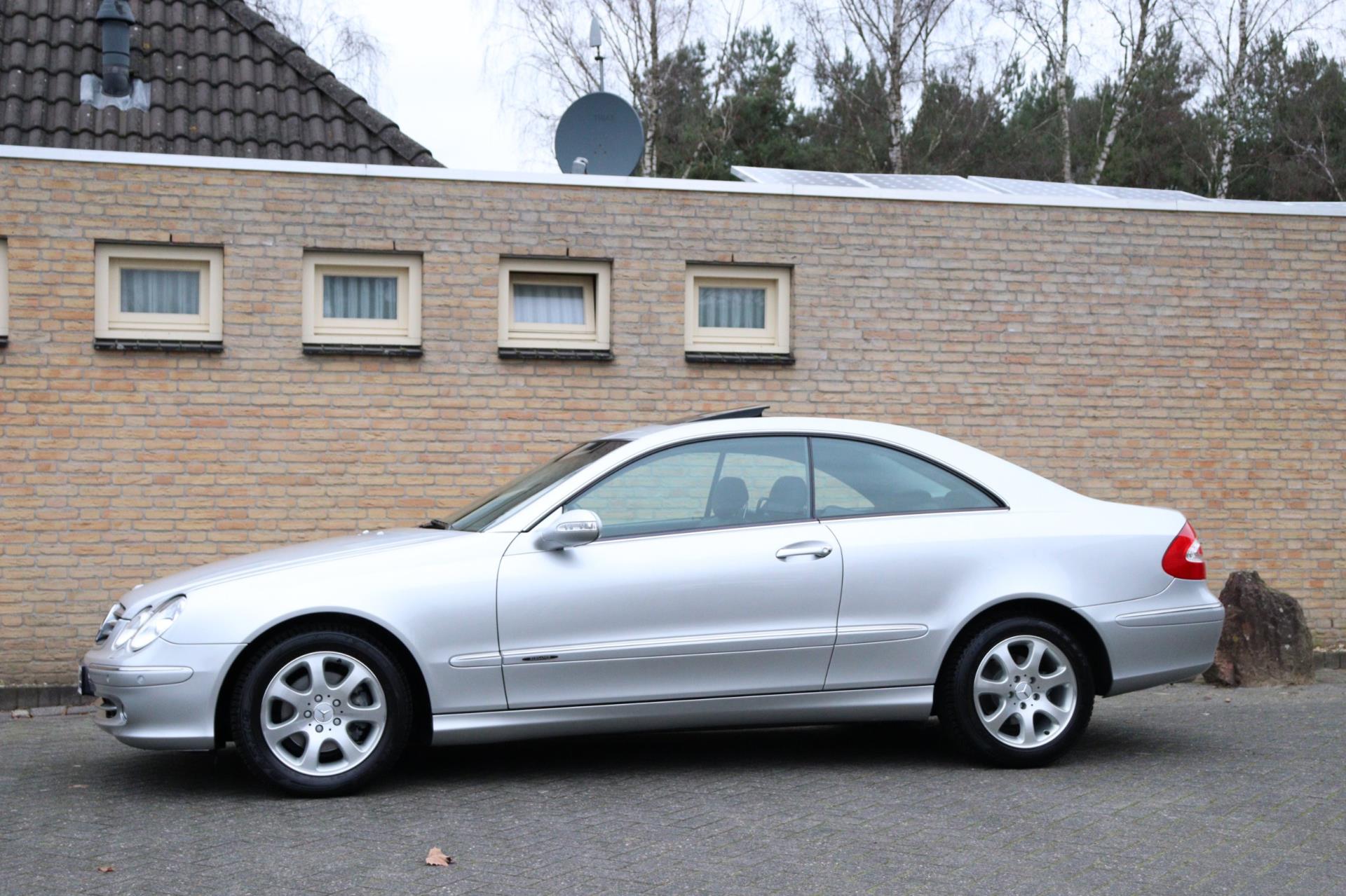 Foto van Mercedes-Benz CLK 200 Kompressor