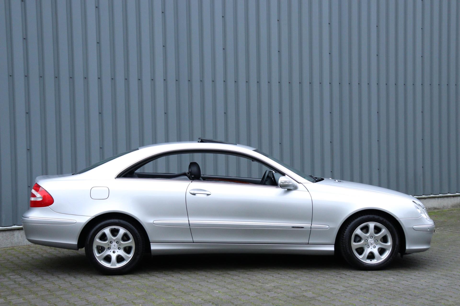 Foto van Mercedes-Benz CLK 200 Kompressor