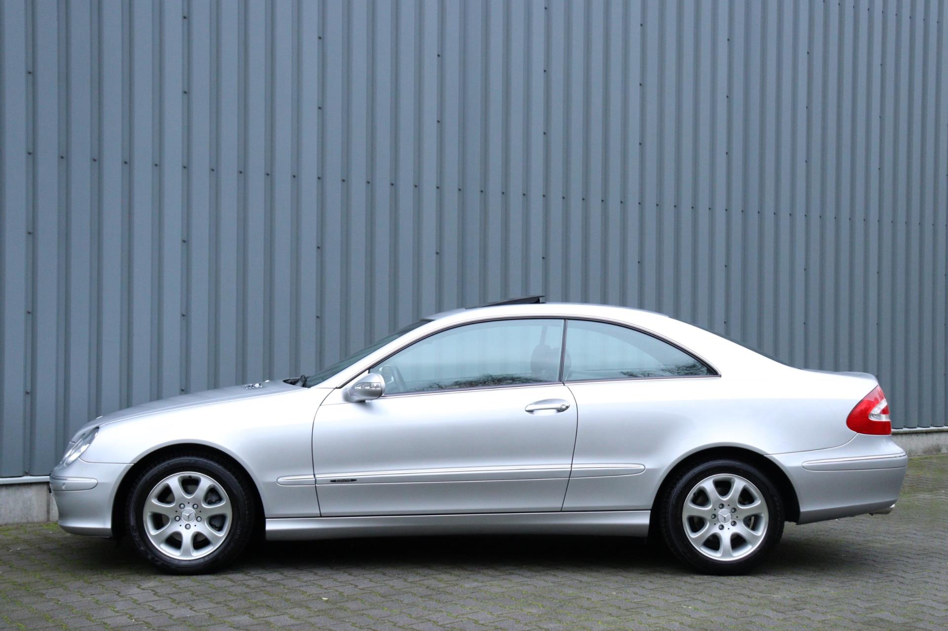 Foto van Mercedes-Benz CLK 200 Kompressor