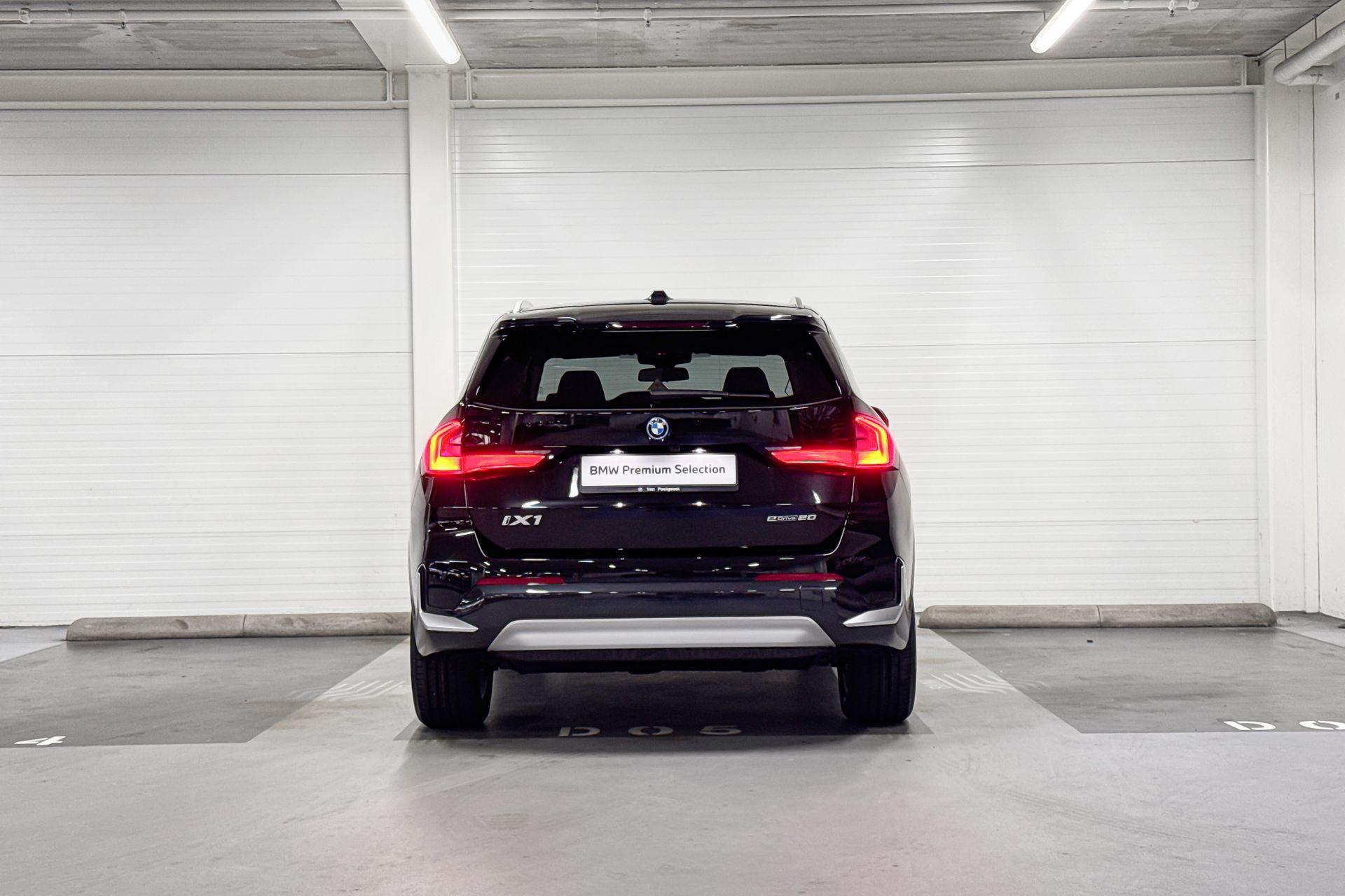 Foto van BMW Ix1 Edrive20
