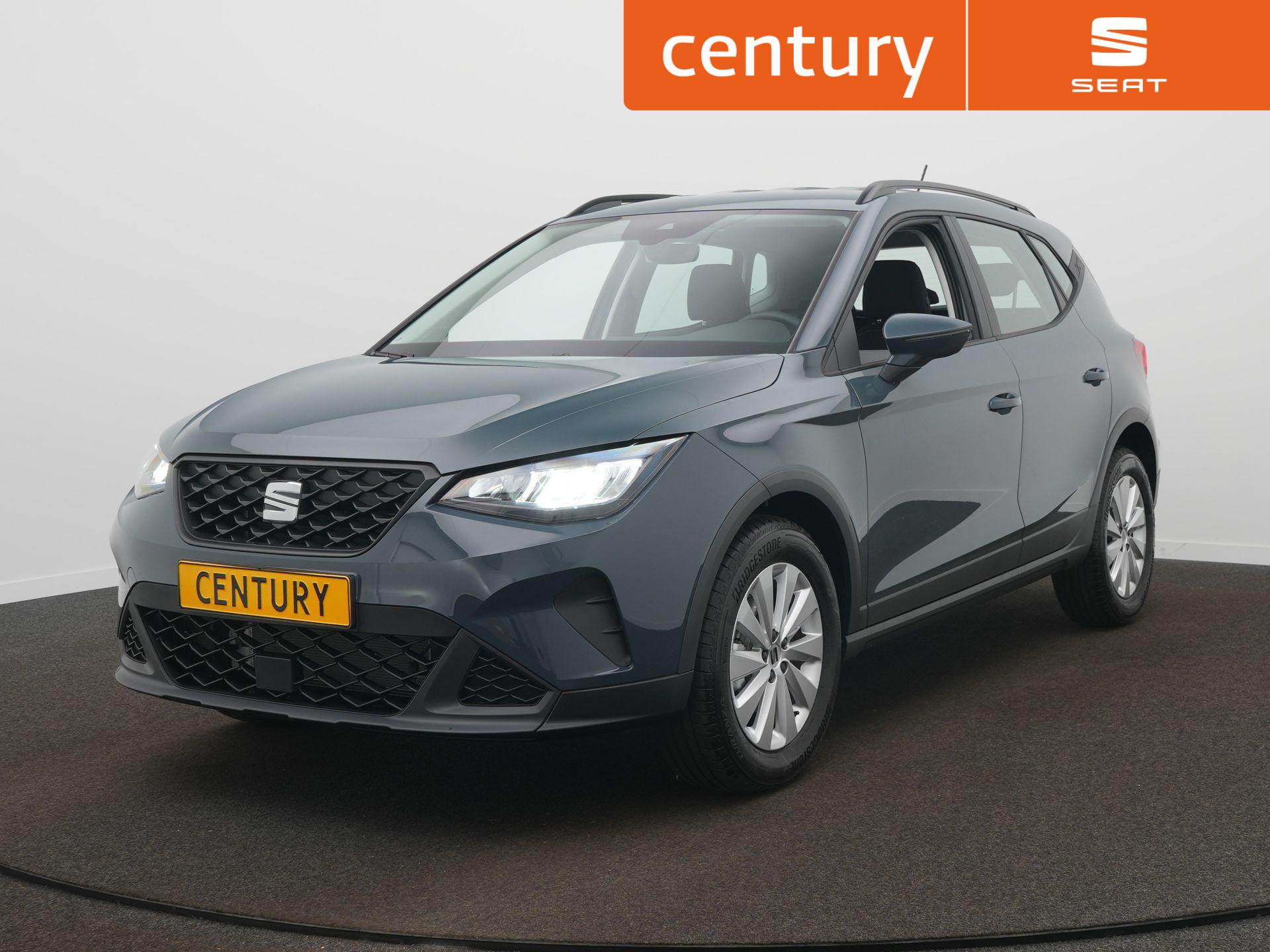 Seat Arona Style 1.0 70 kW / 95 pk EcoTSI SUV 5 versn. Hand 2026 - voorkant