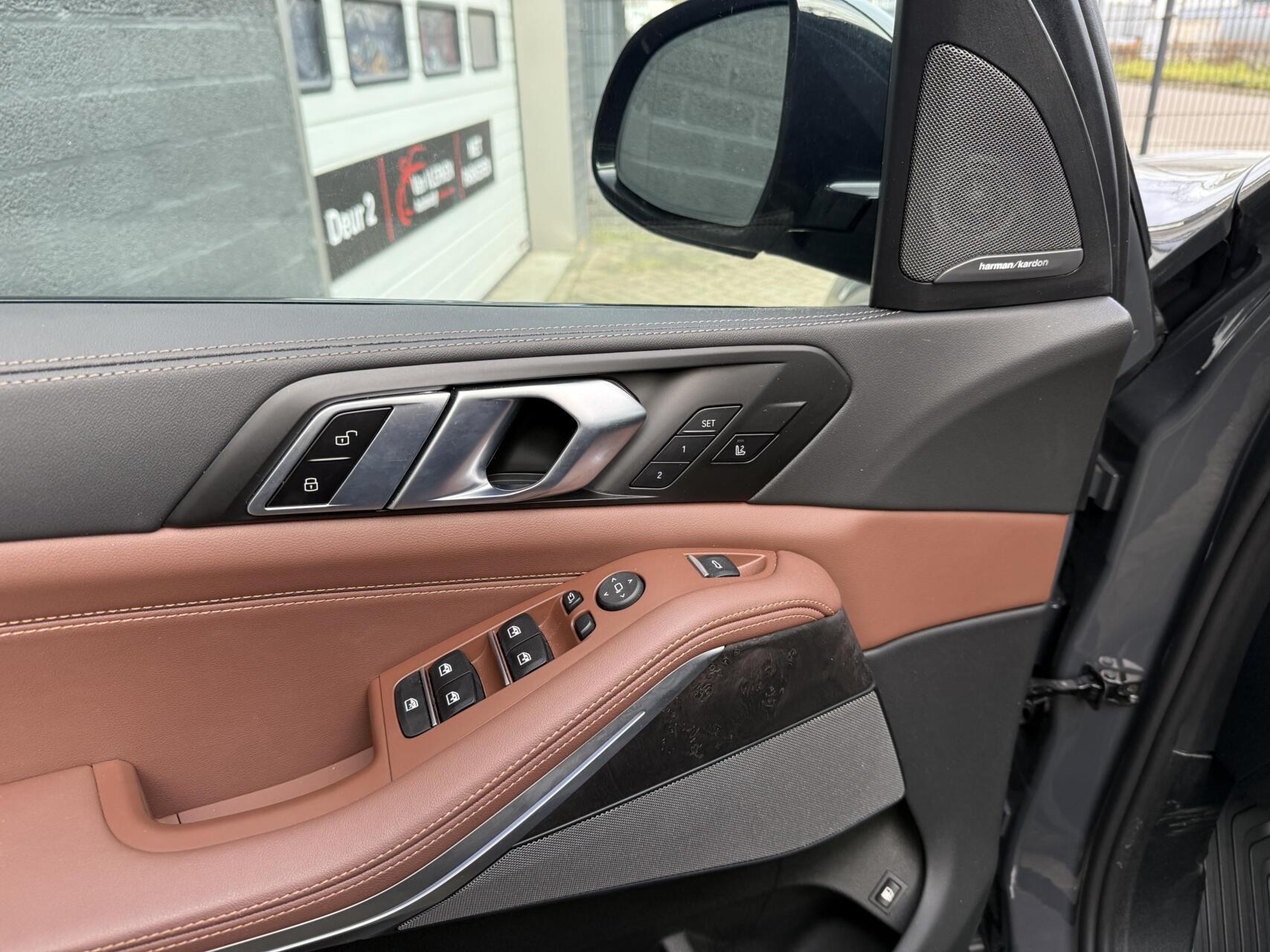 Foto van BMW X5 Xdrive50e