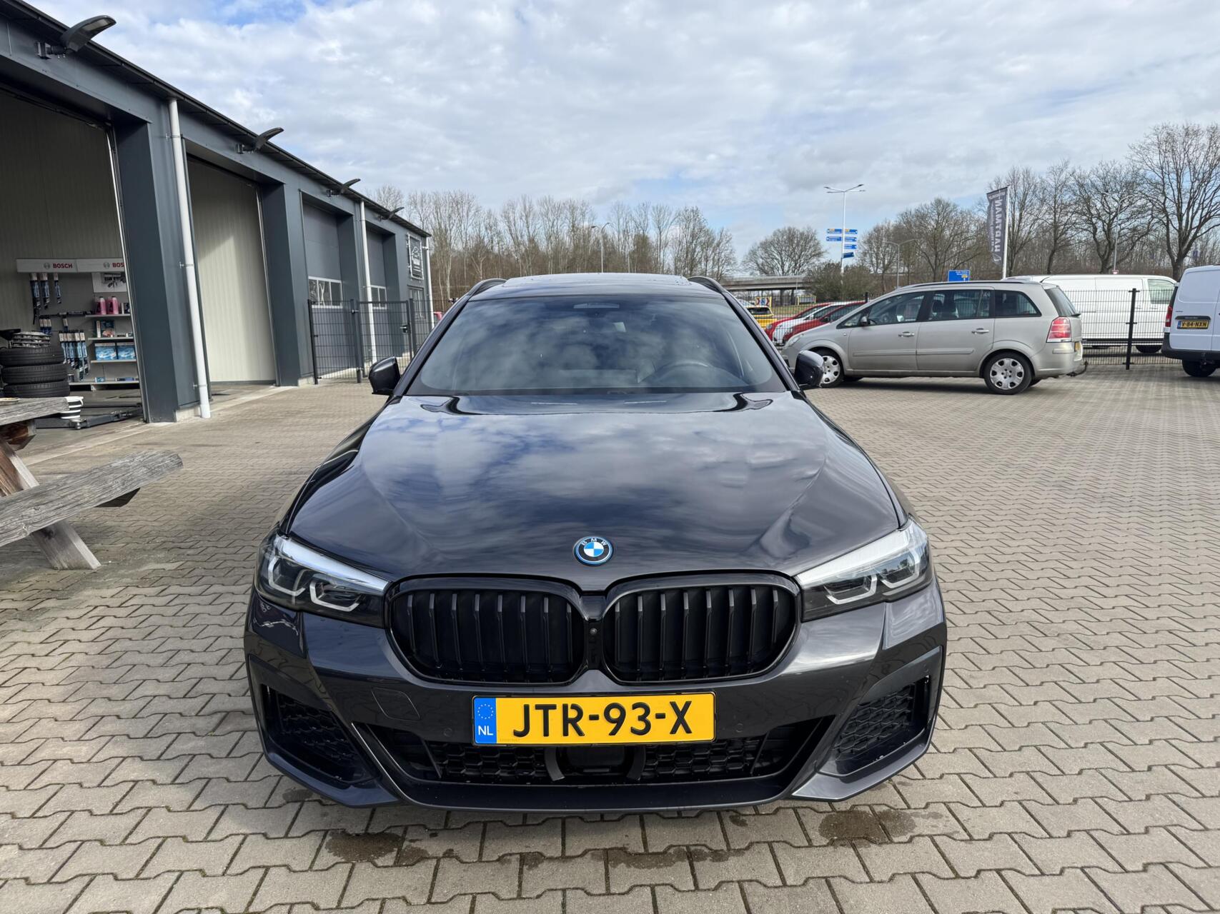 Foto van BMW 530e