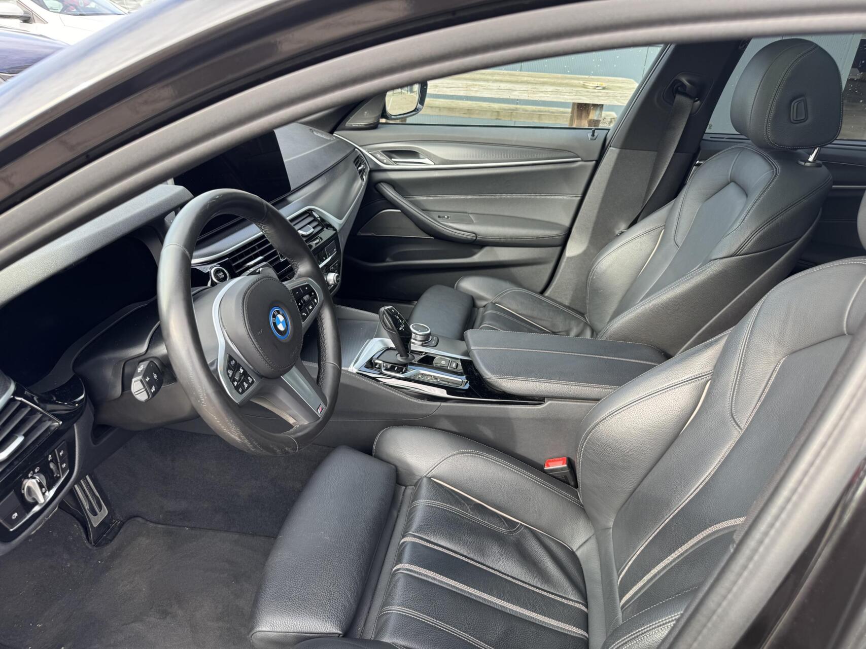 Foto van BMW 530e