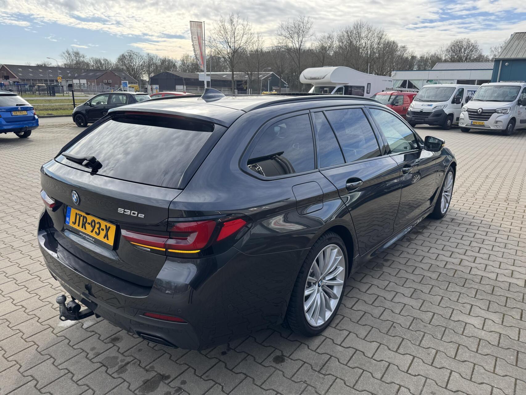 Foto van BMW 530e