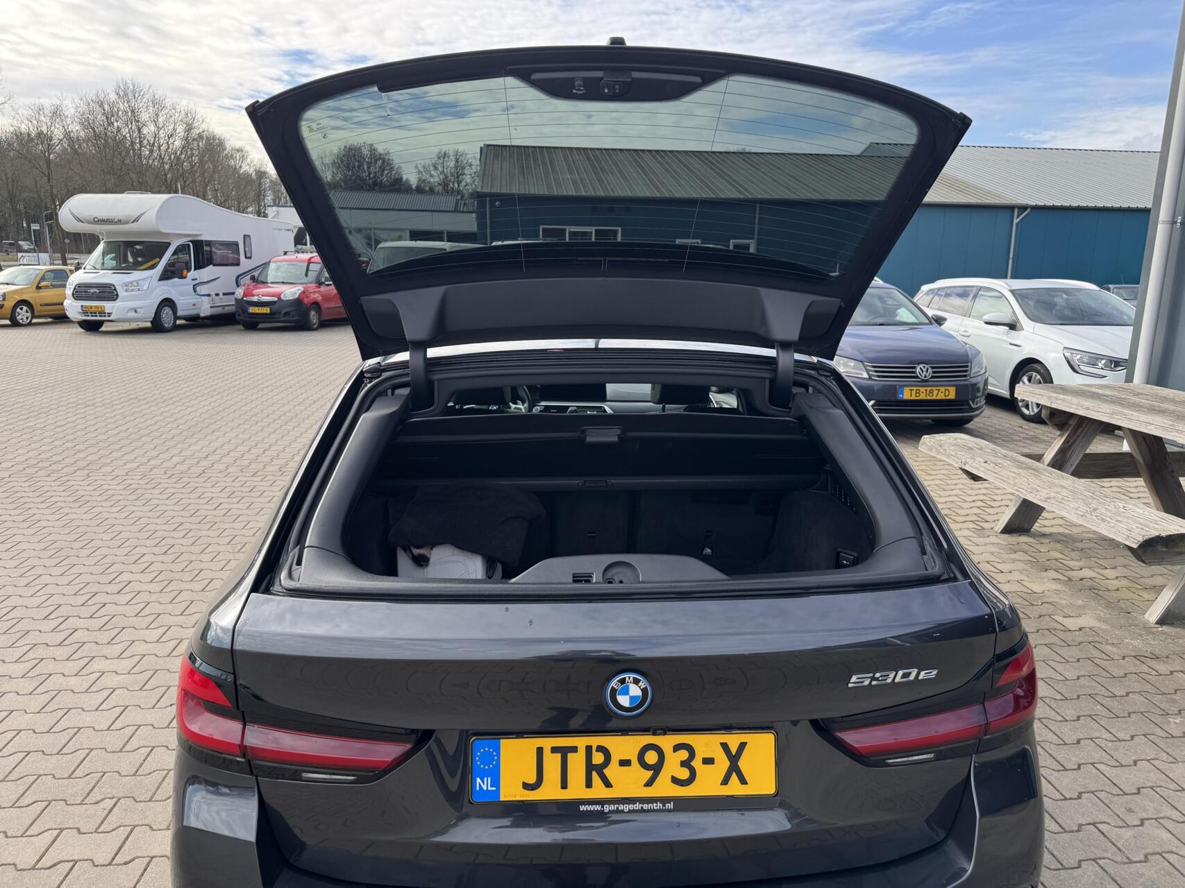 Foto van BMW 530e