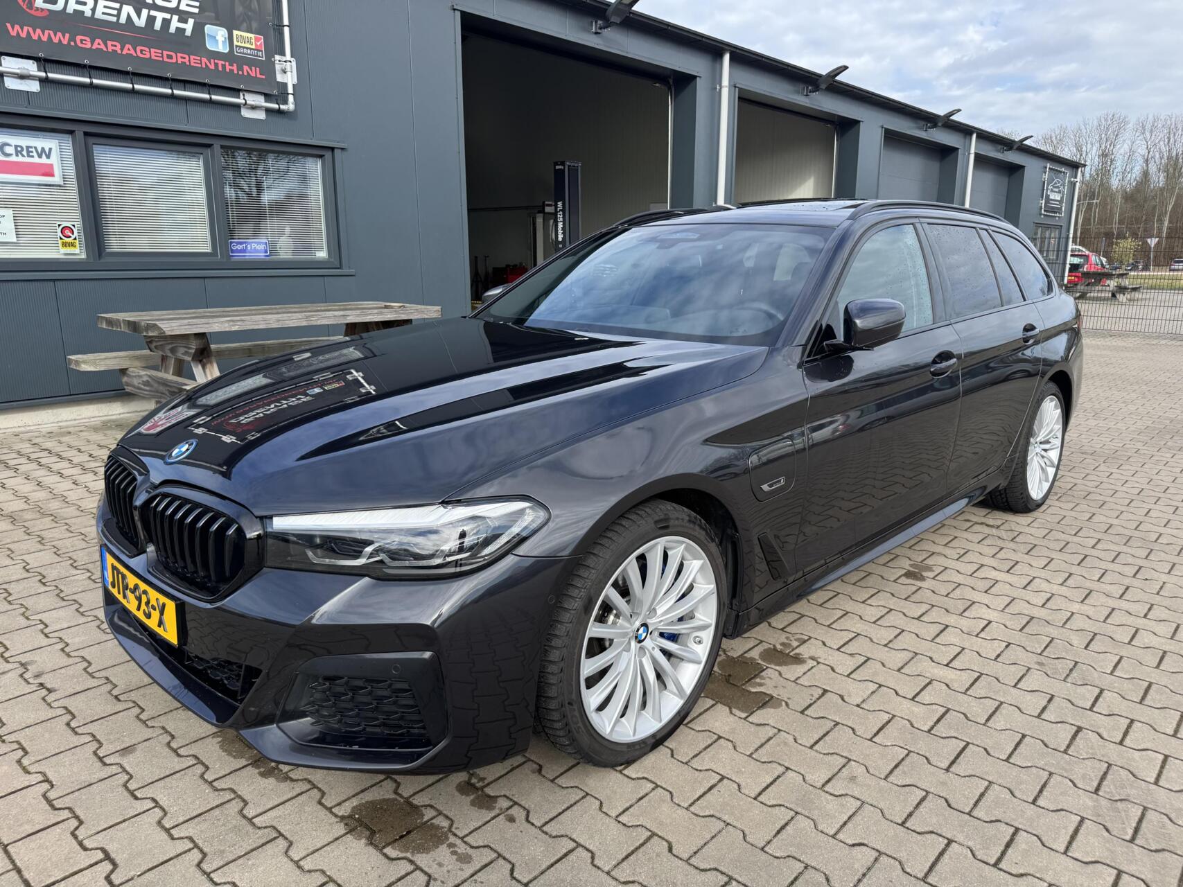 Foto van BMW 530e