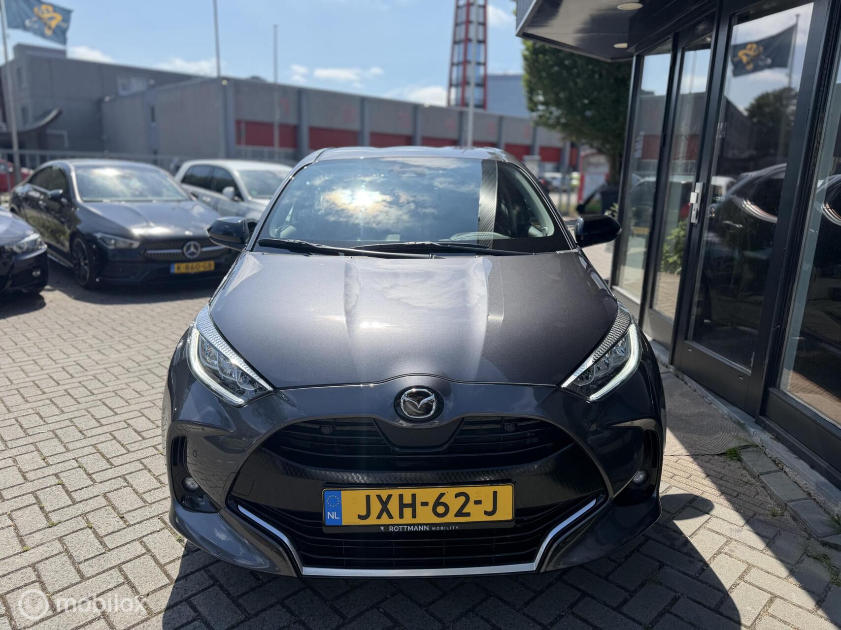 Foto van Mazda Mazda2 Hybrid