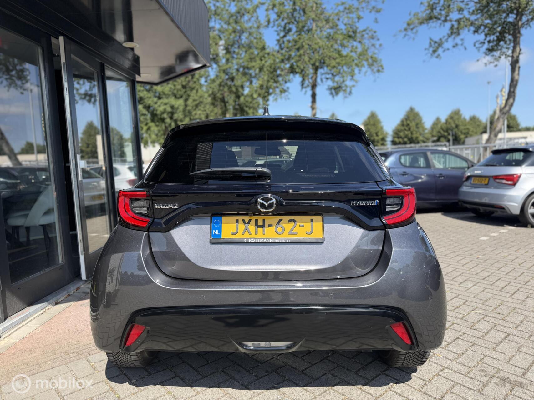 Foto van Mazda Mazda2 Hybrid