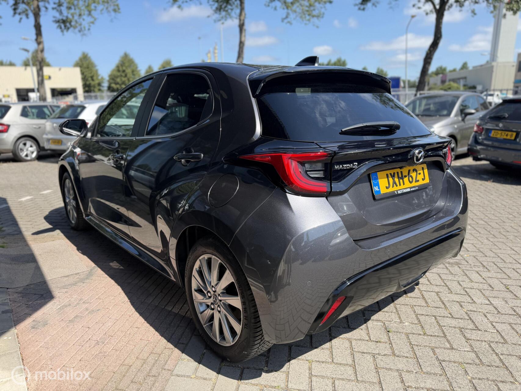 Foto van Mazda Mazda2 Hybrid
