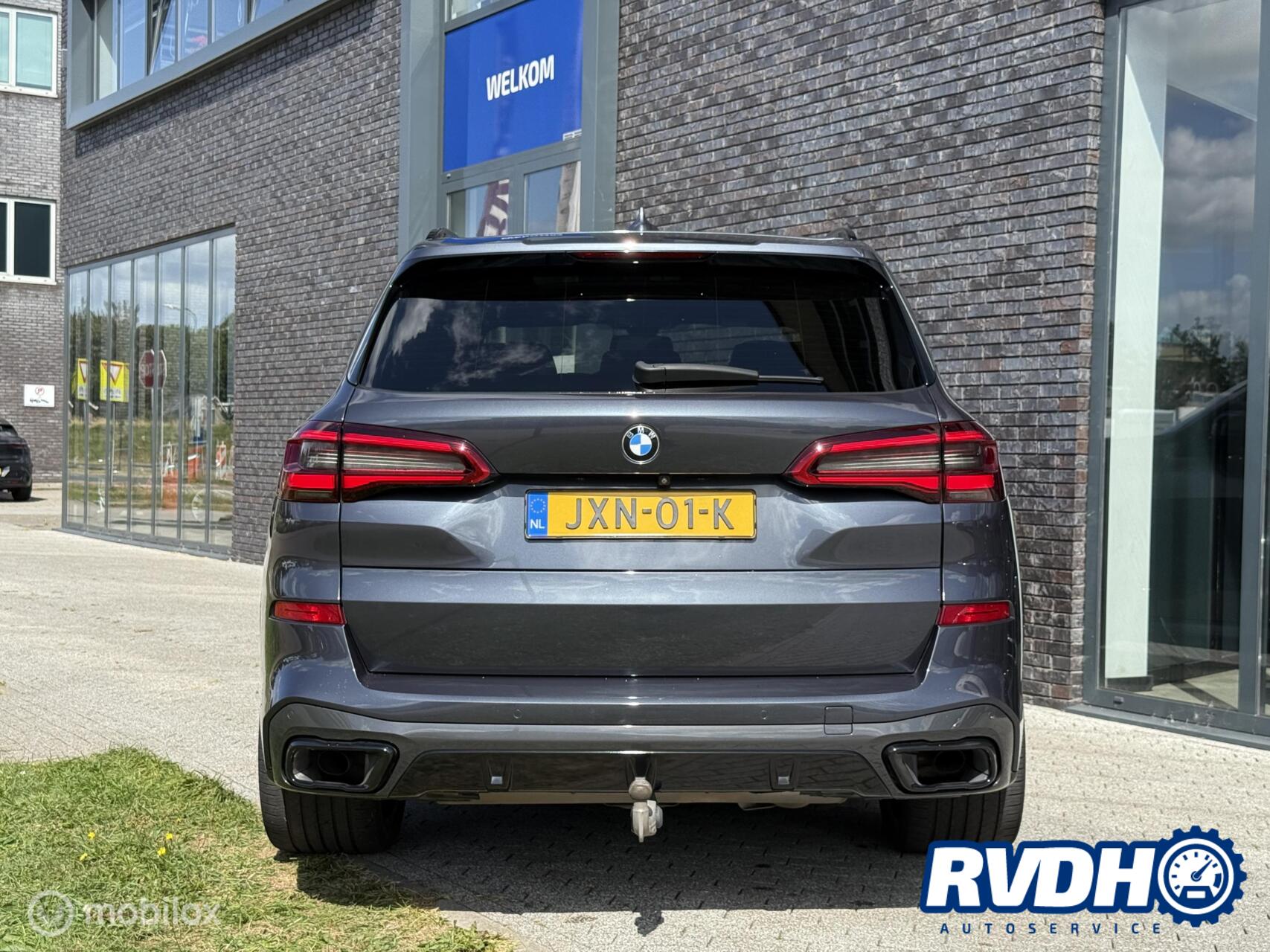 Foto van BMW X5 Xdrive45e