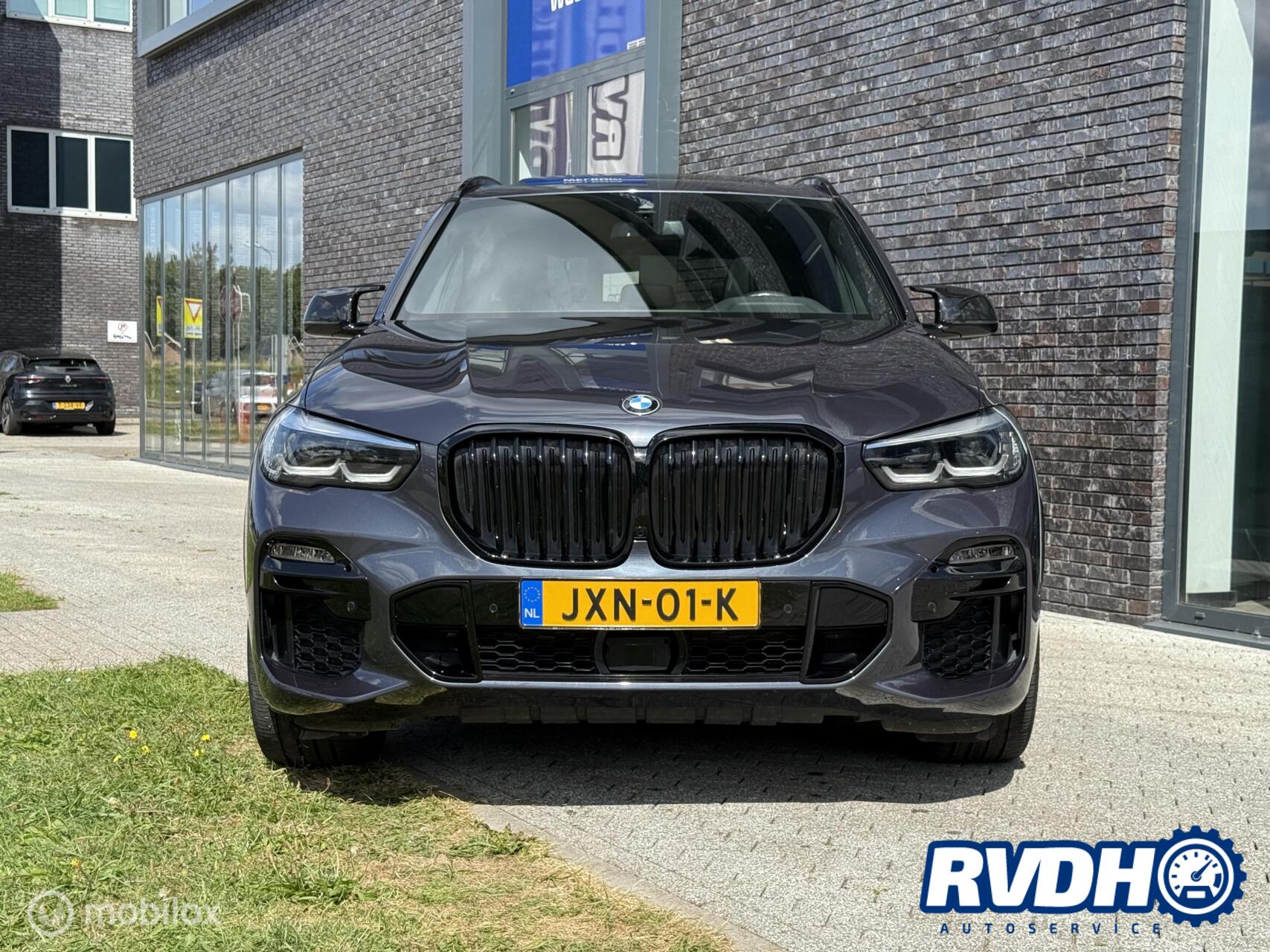 Foto van BMW X5 Xdrive45e