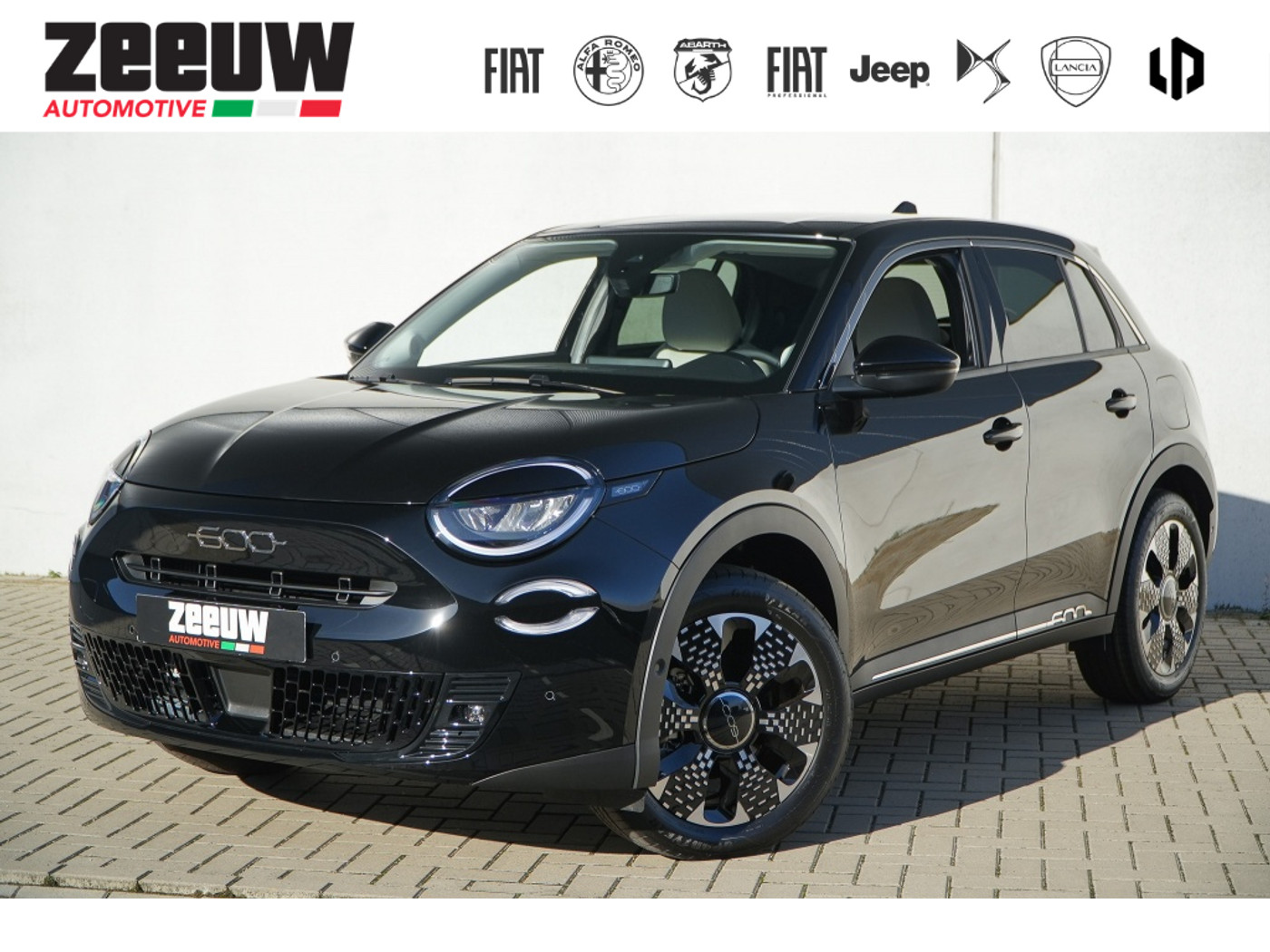 Fiat 600 La Prima 54 kWh | Navi | Camera | Carplay | 18" 2026 - voorkant