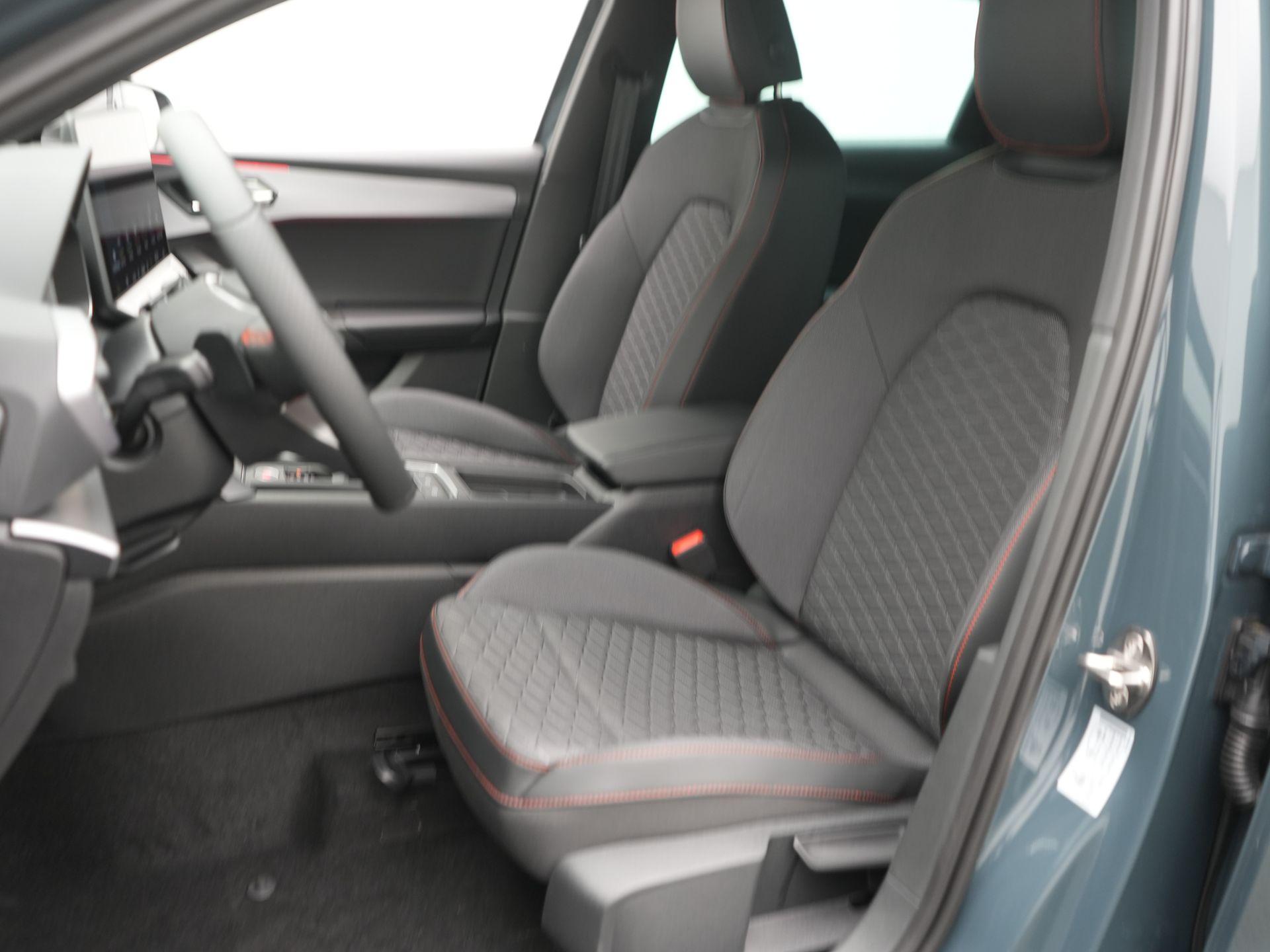 Foto van Seat Seat Leon SP E-hybrid150