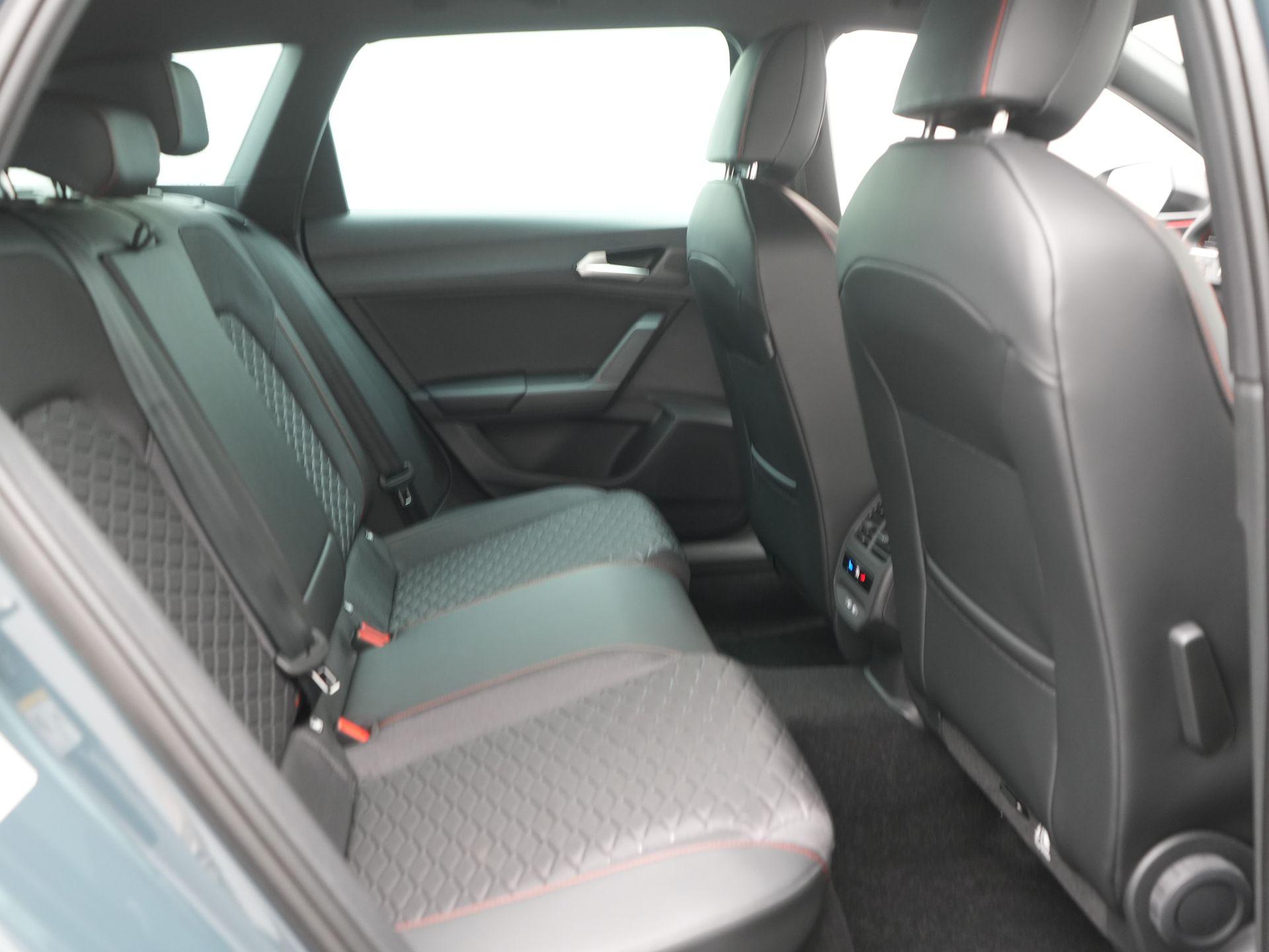 Foto van Seat Seat Leon SP E-hybrid150