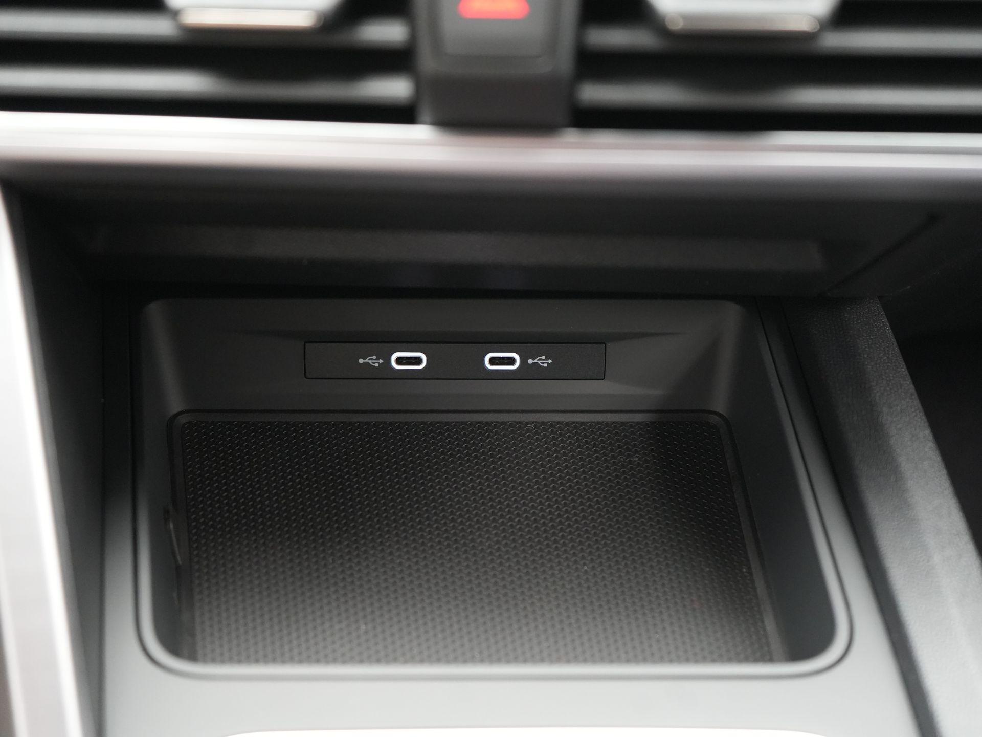Foto van Seat Seat Leon SP E-hybrid150