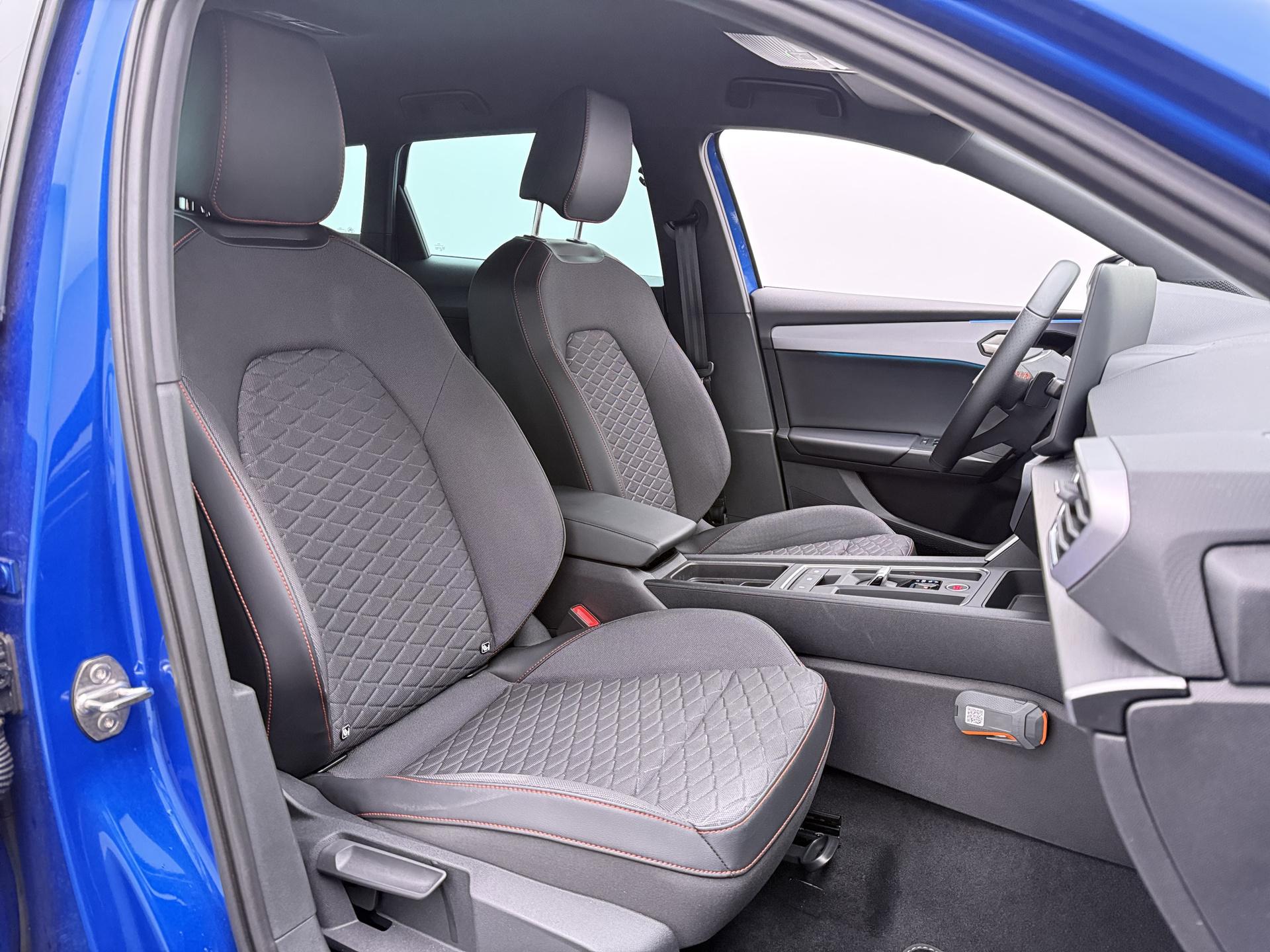 Foto van Seat Seat Leon SP E-hybrid150