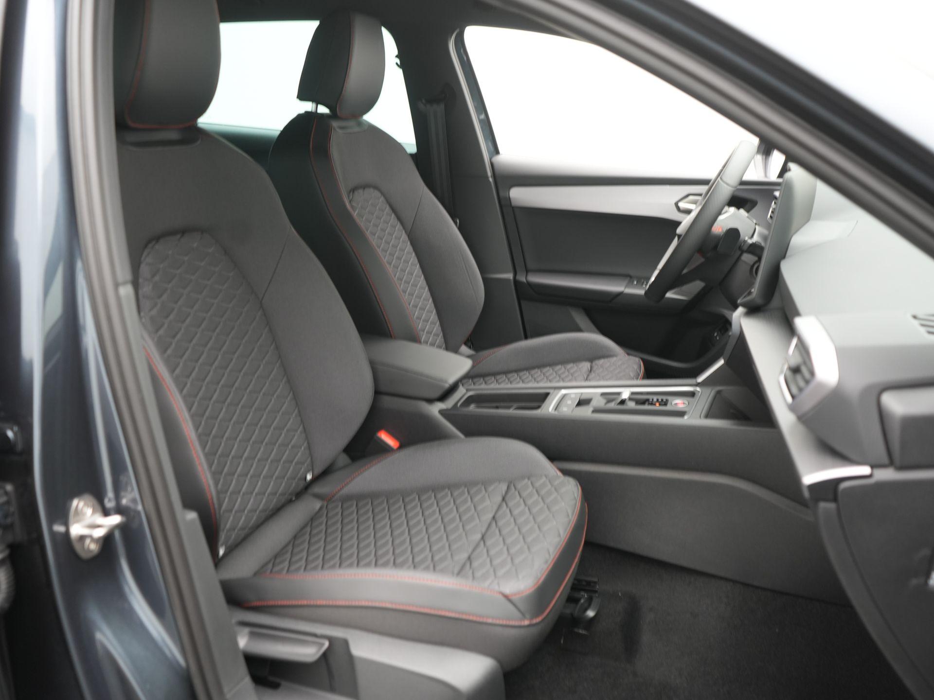 Foto van Seat Seat Leon SP E-hybrid150