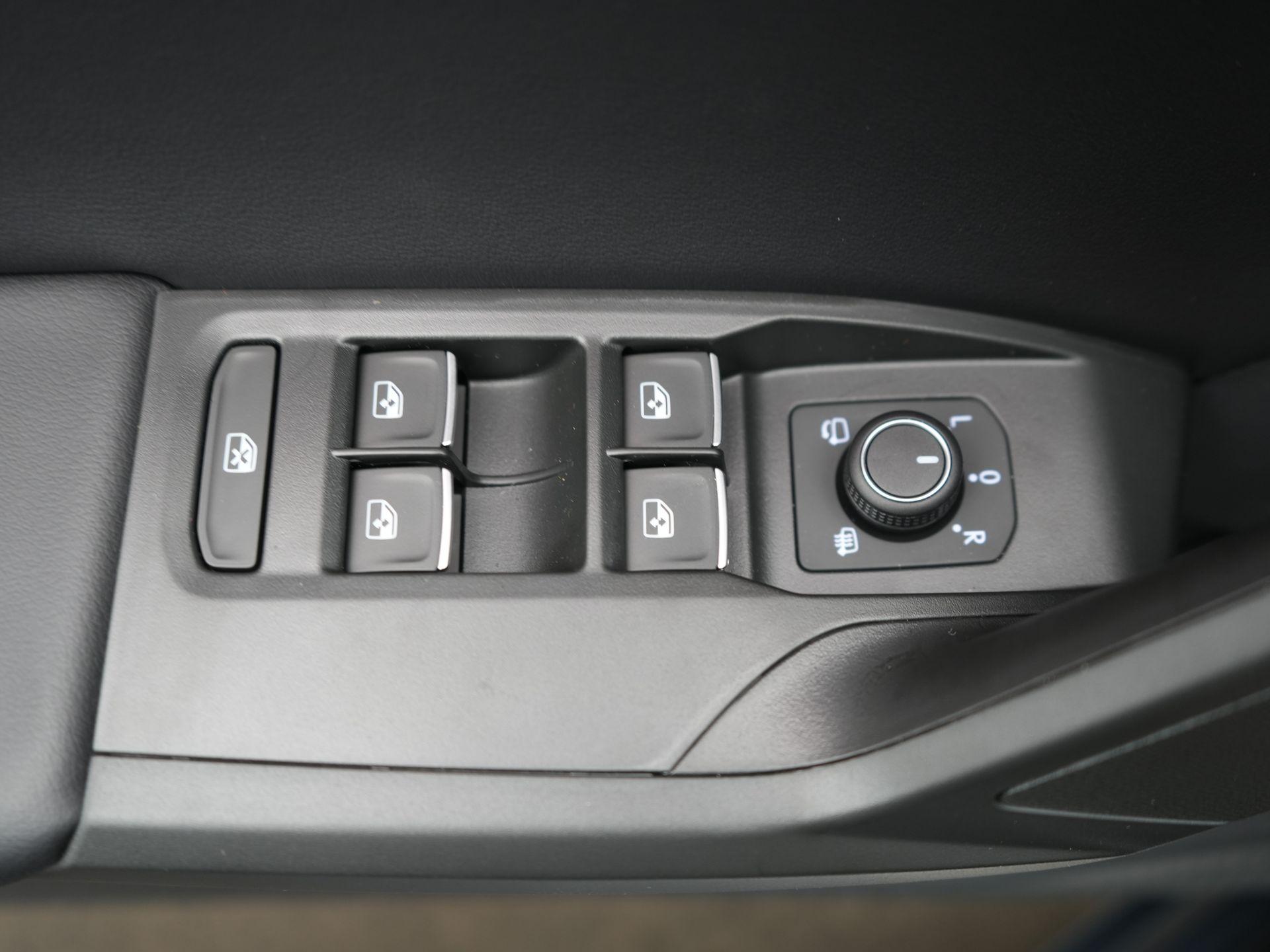 Foto van Seat Seat Leon SP E-hybrid150