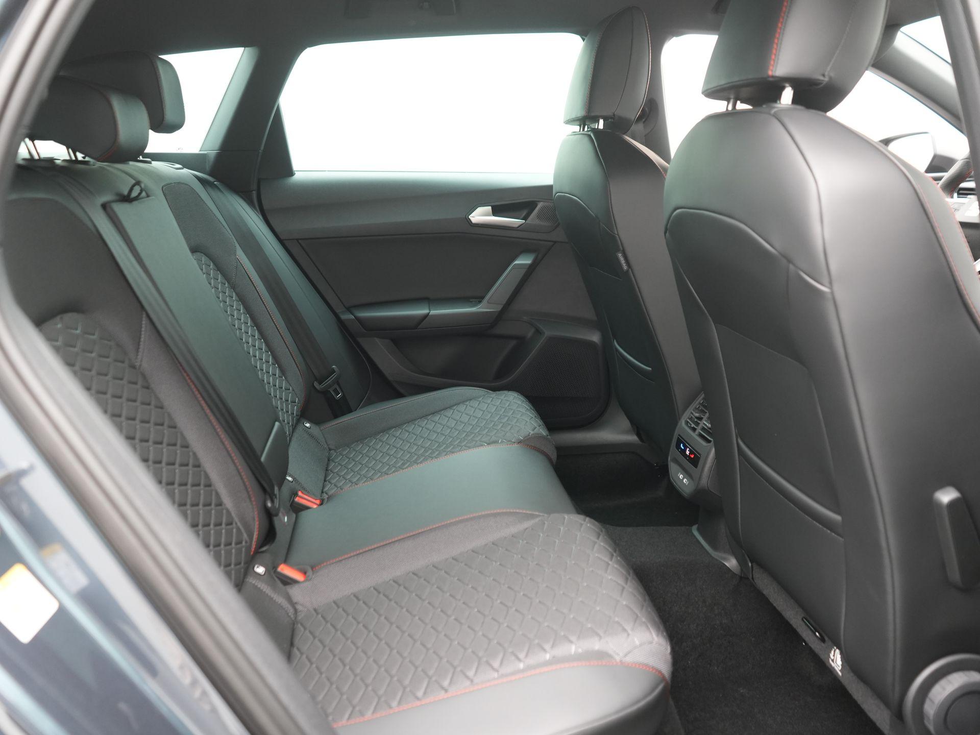 Foto van Seat Seat Leon SP E-hybrid150