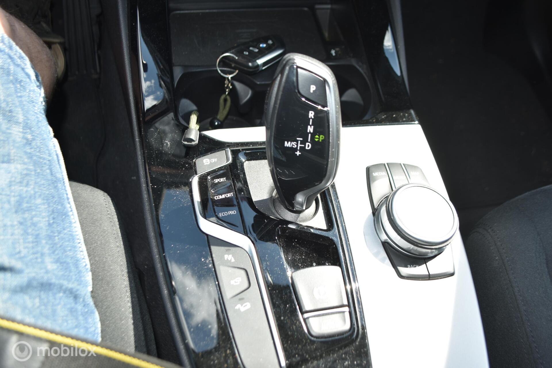Foto van BMW X3 Xdrive20i
