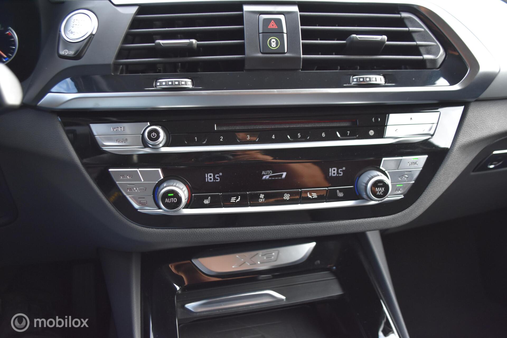 Foto van BMW X3 Xdrive20i