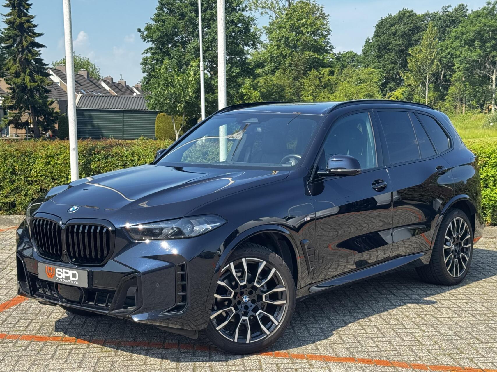 Foto van BMW X5 Xdrive30d