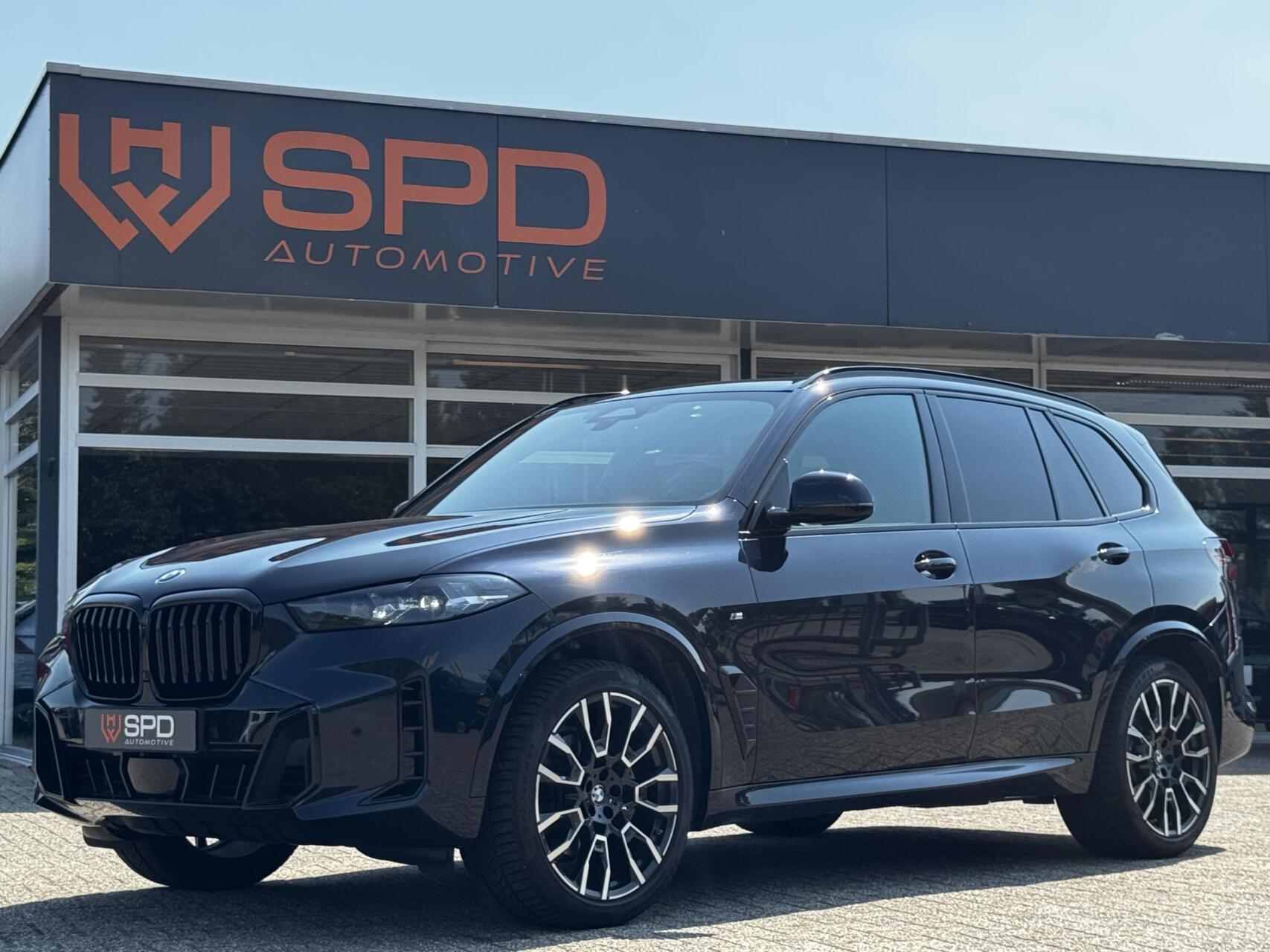 BMW X5 Xdrive30d xDrive30d M-Sport|Matrix|21"|286PK|Leder|Memory|6Cilinder 2023 - voorkant
