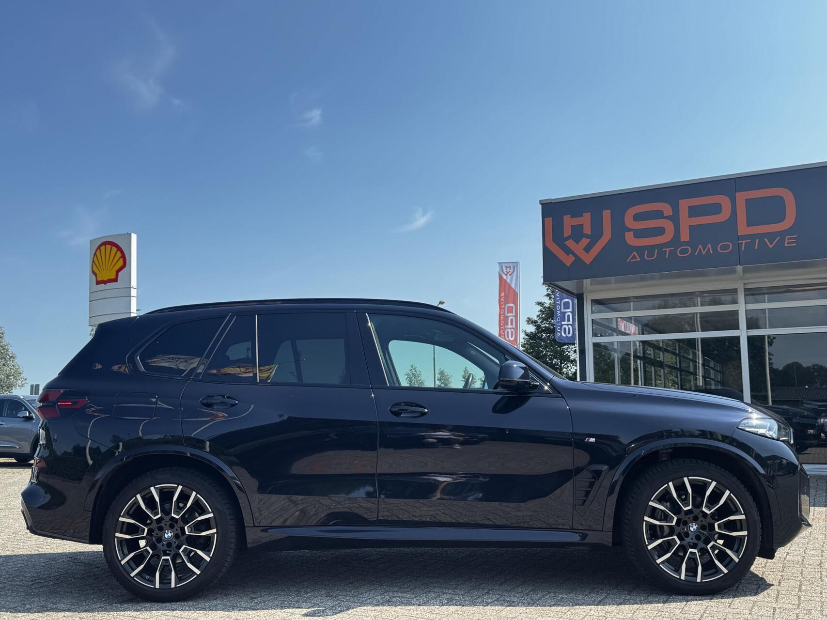 Foto van BMW X5 Xdrive30d