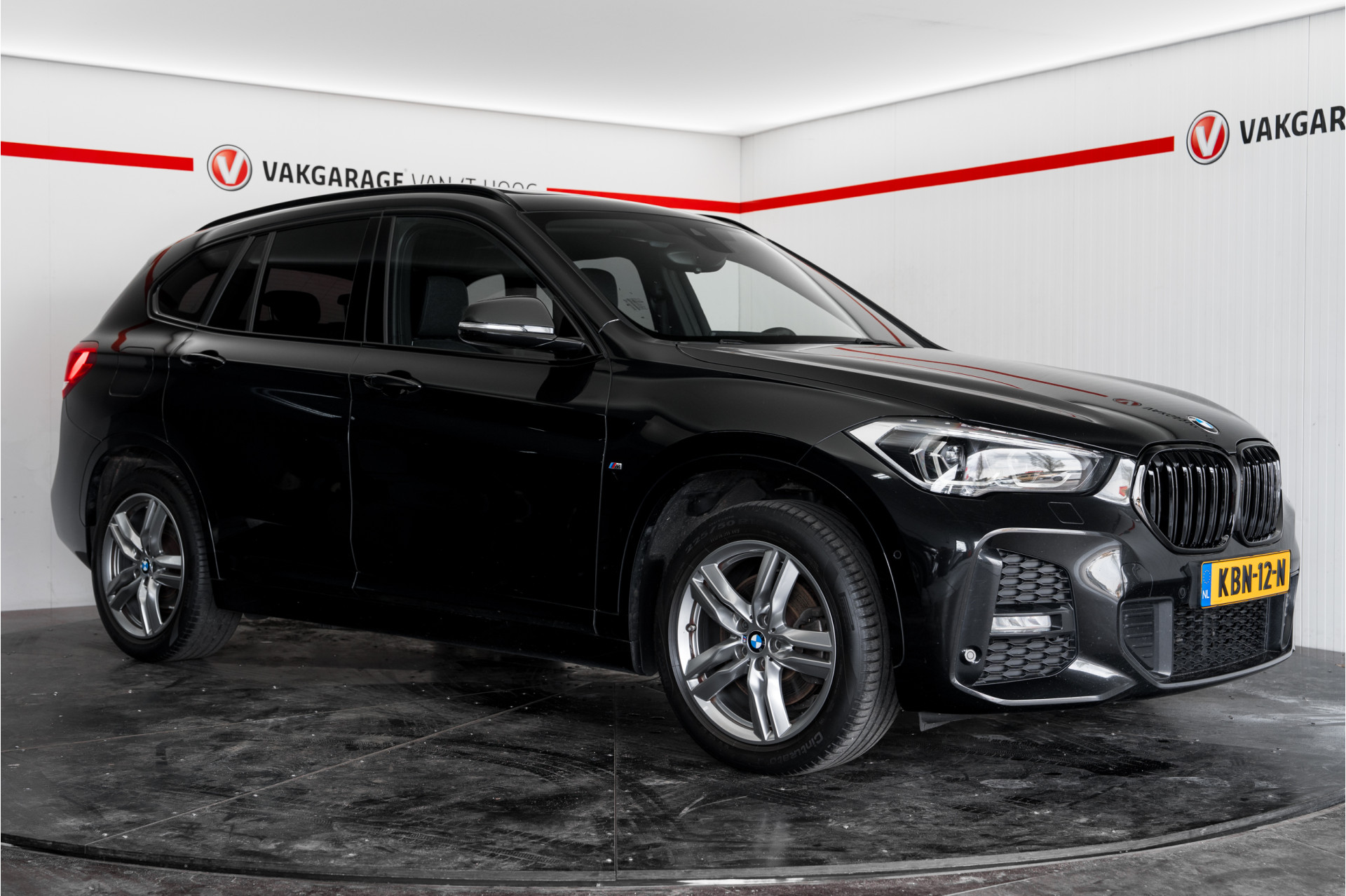 Foto van BMW X1 Xdrive25e
