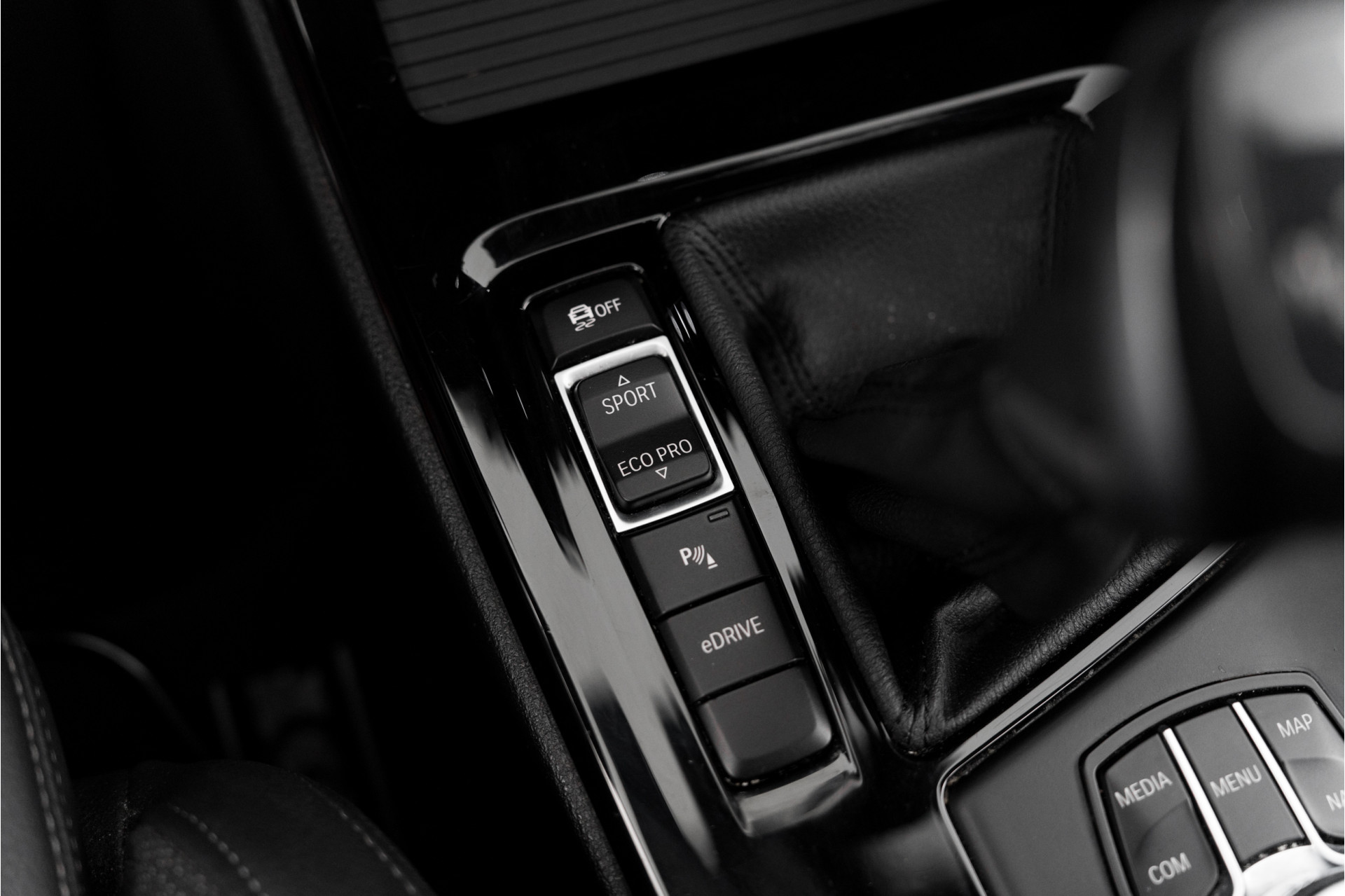 Foto van BMW X1 Xdrive25e