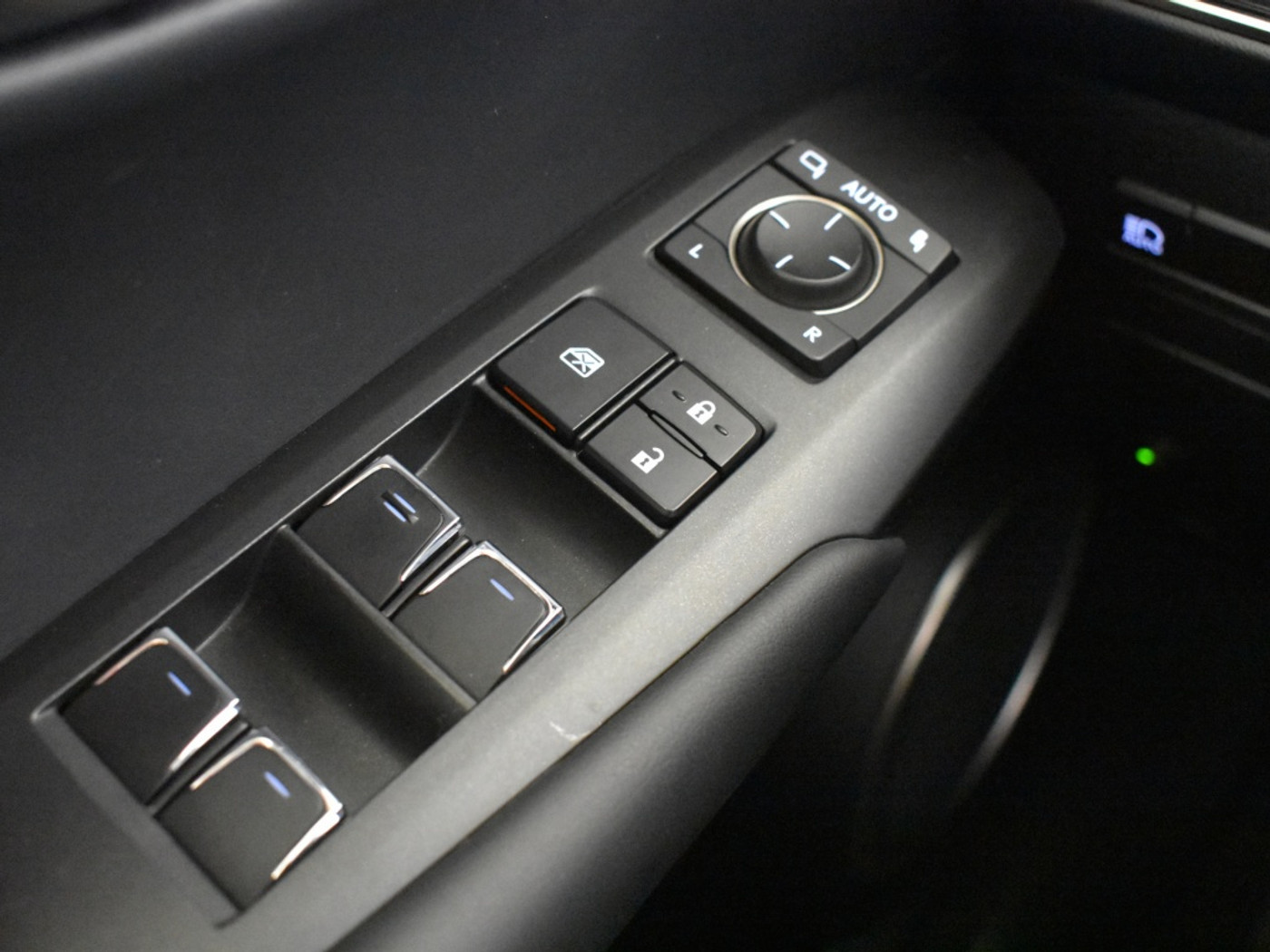 Foto van Lexus Lexus Nx300h