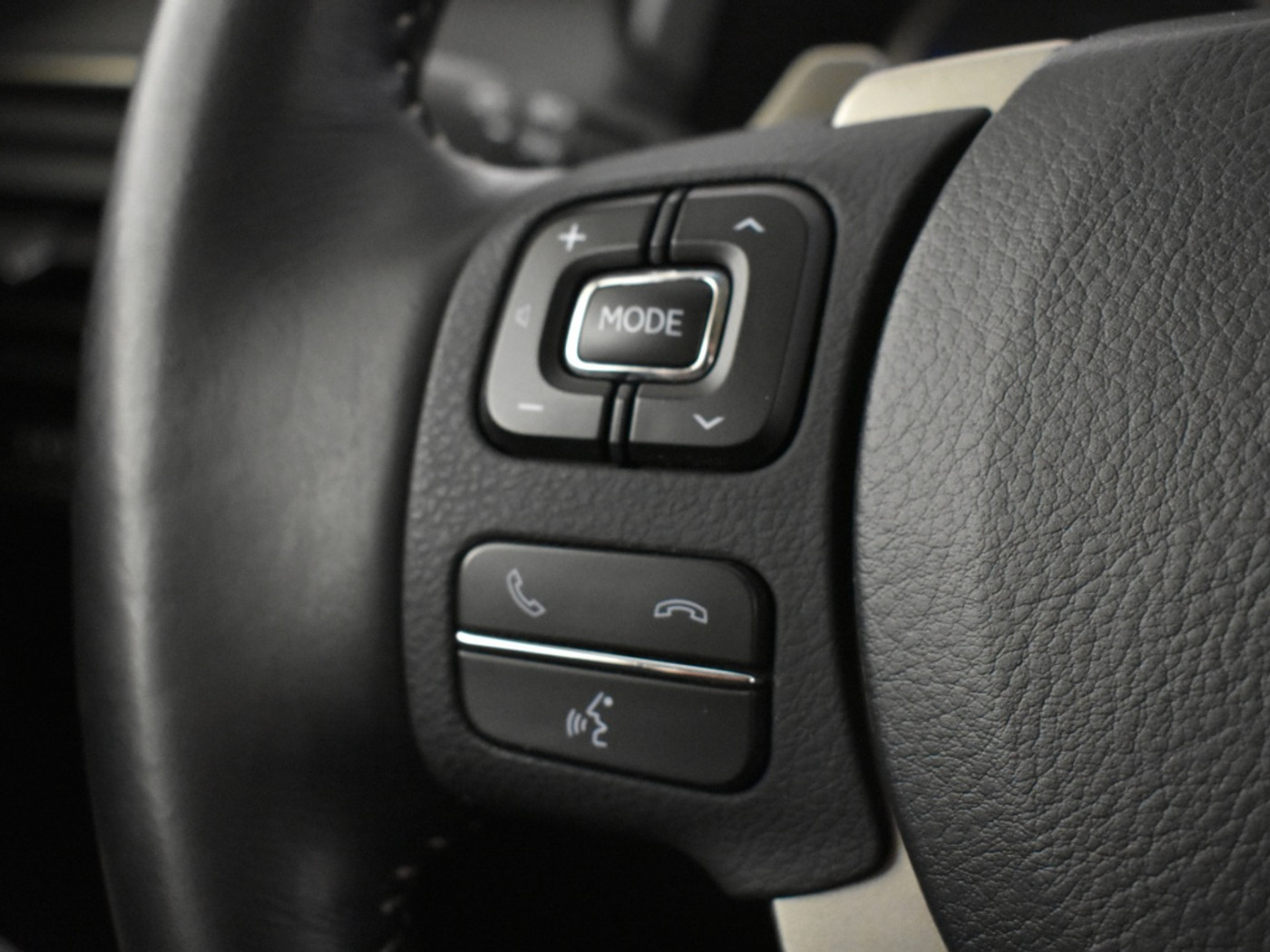 Foto van Lexus Lexus Nx300h