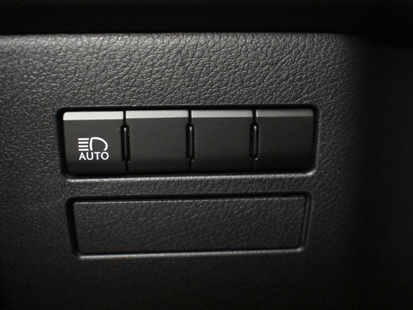 Foto van Lexus Lexus Nx300h
