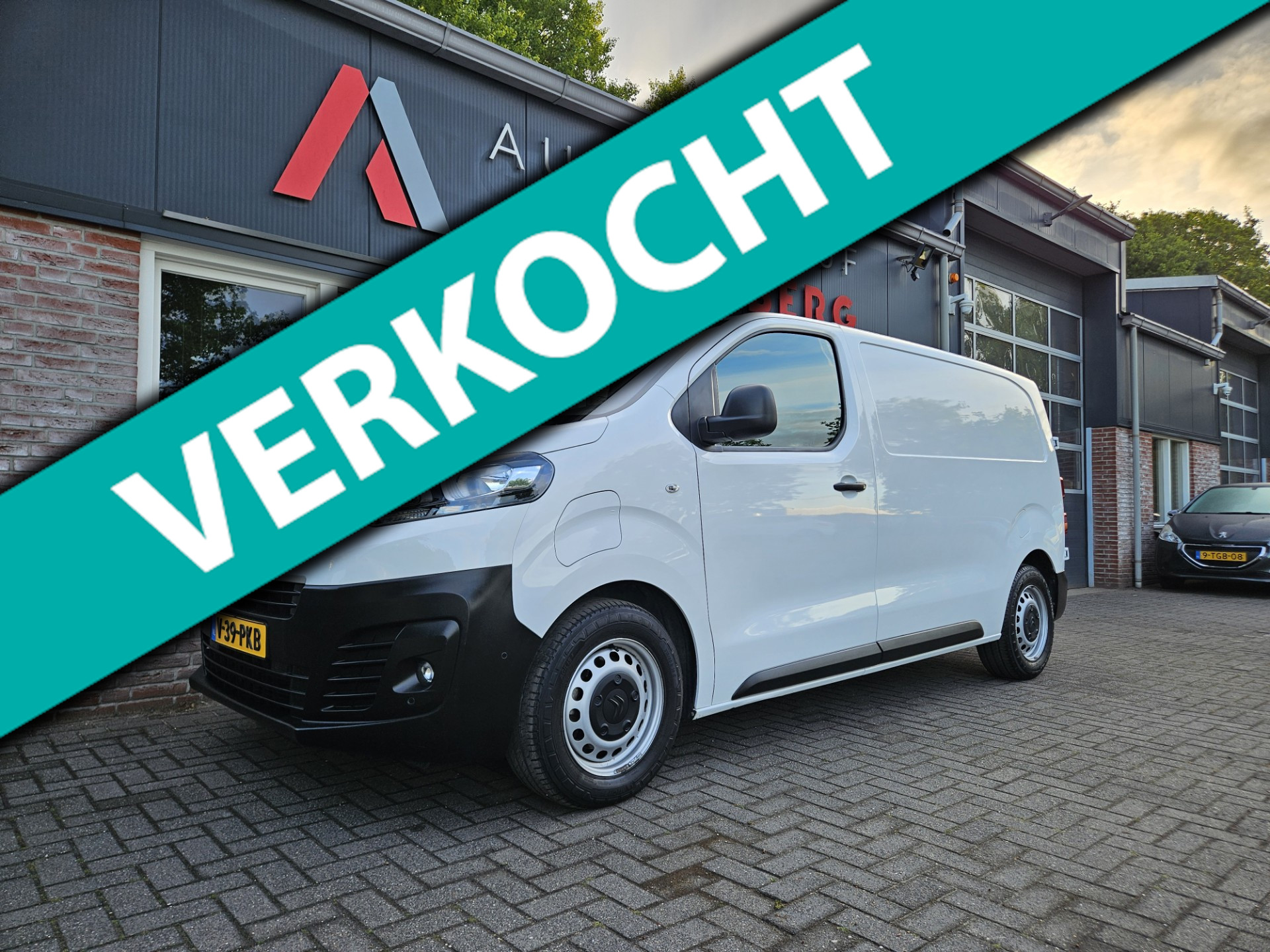 Citroen Jumpy Driver M 75 kWh Volledig Elektrisch! Actieradius 350KM! Carplay! Long Range! Navigatie! 2020 - voorkant