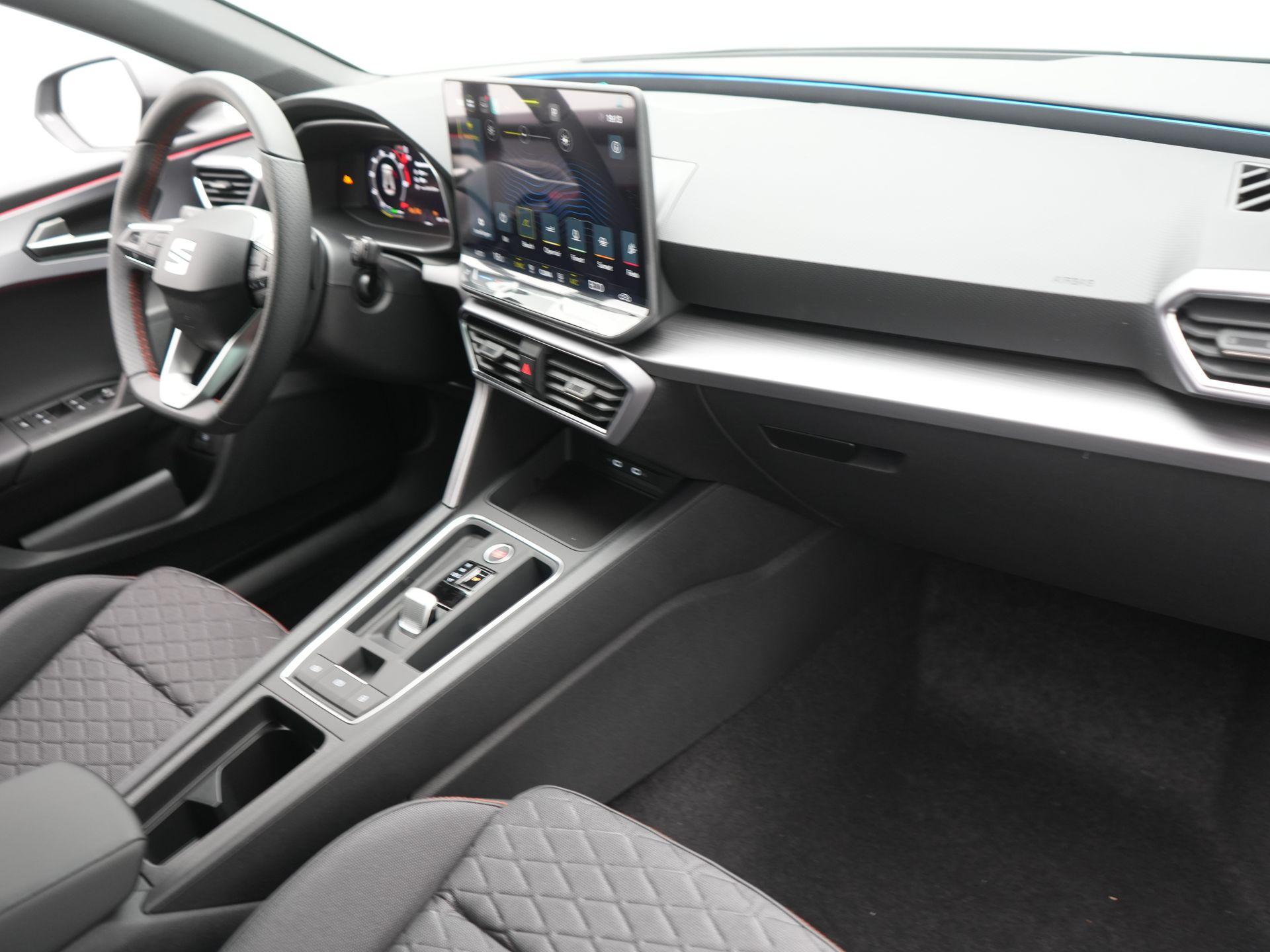 Foto van Seat Seat Leon SP E-hybrid150