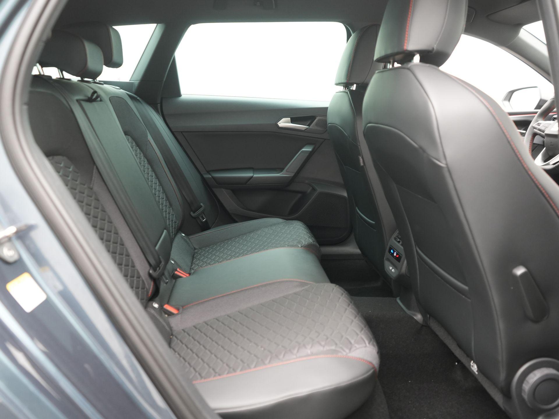 Foto van Seat Seat Leon SP E-hybrid150