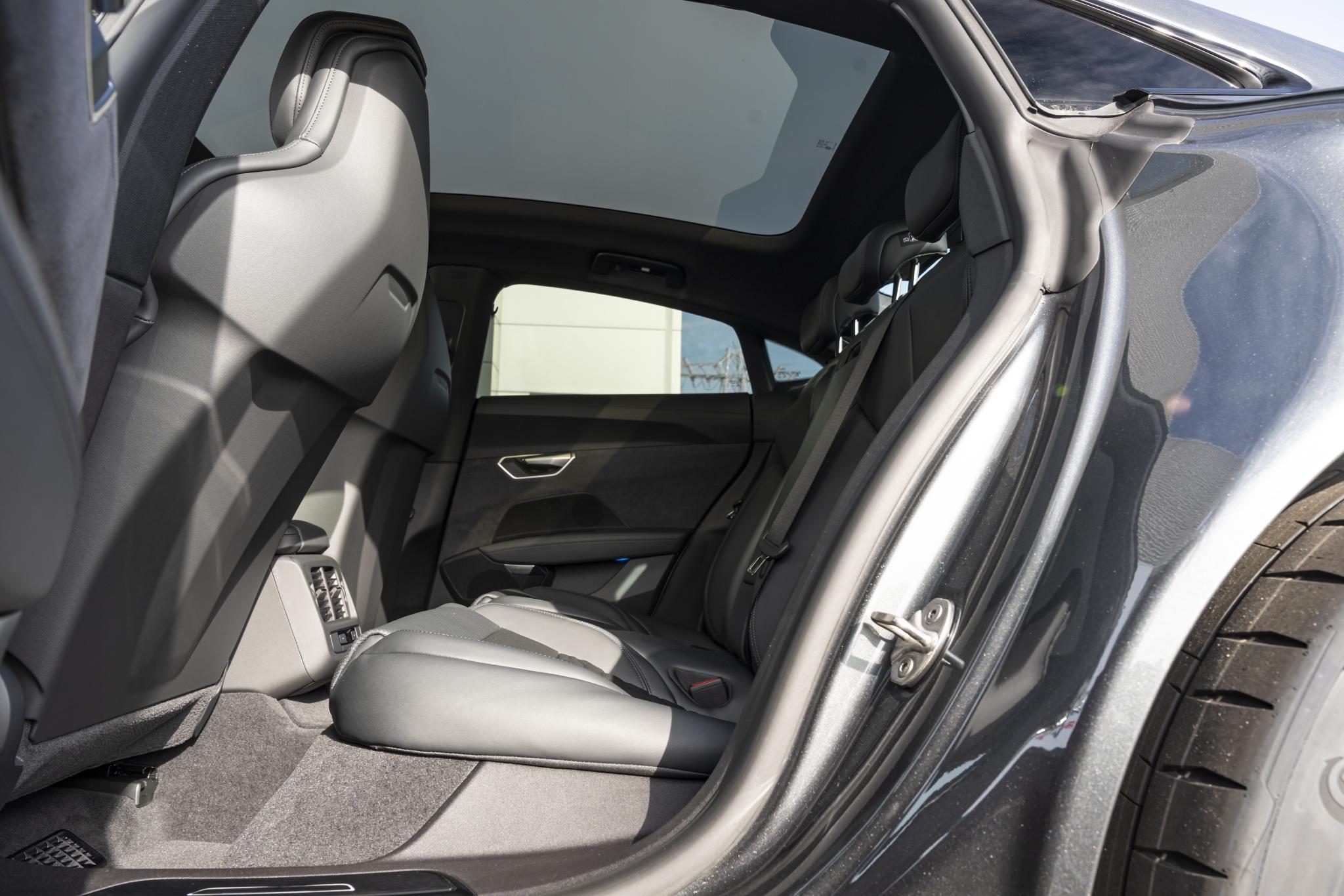 Foto van Audi E-tron GT