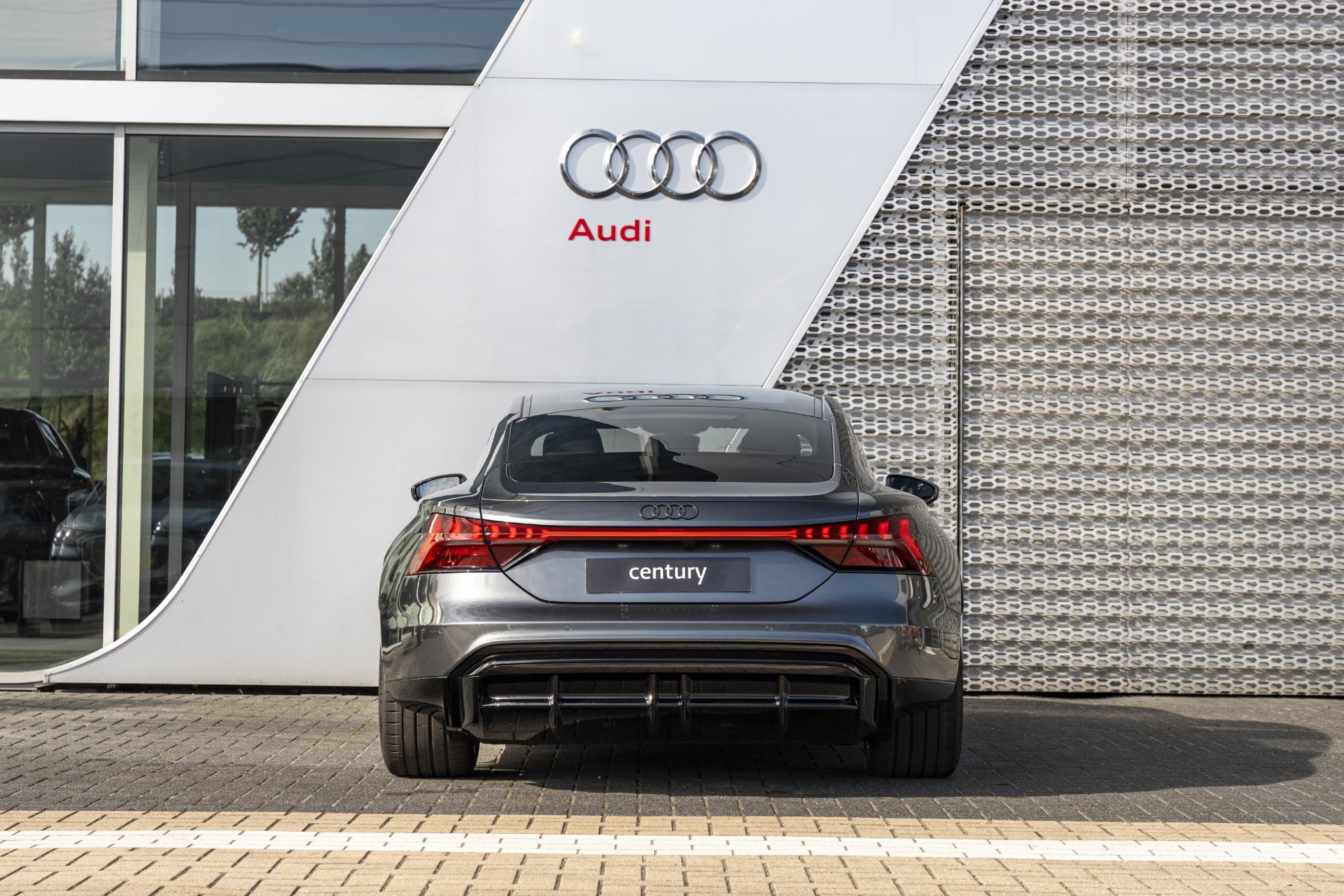Foto van Audi E-tron GT