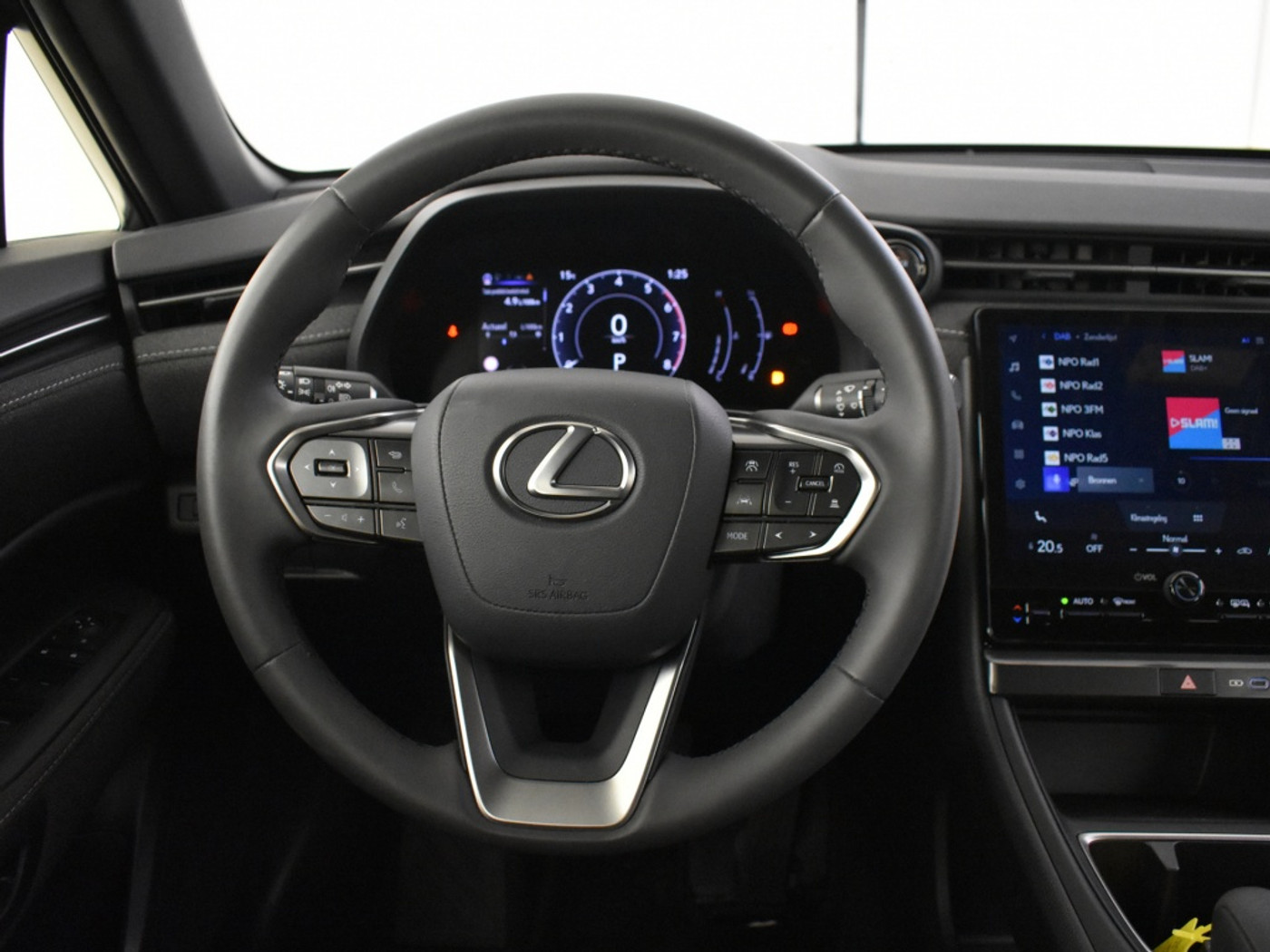 Foto van Lexus Lexus LBX
