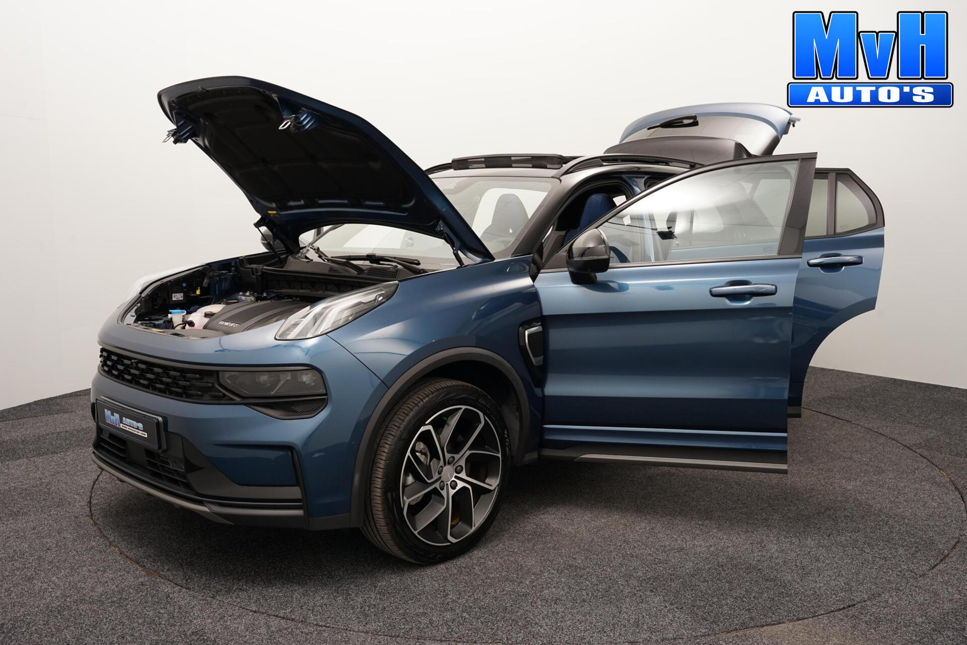 Foto van LYNK & Co 01
