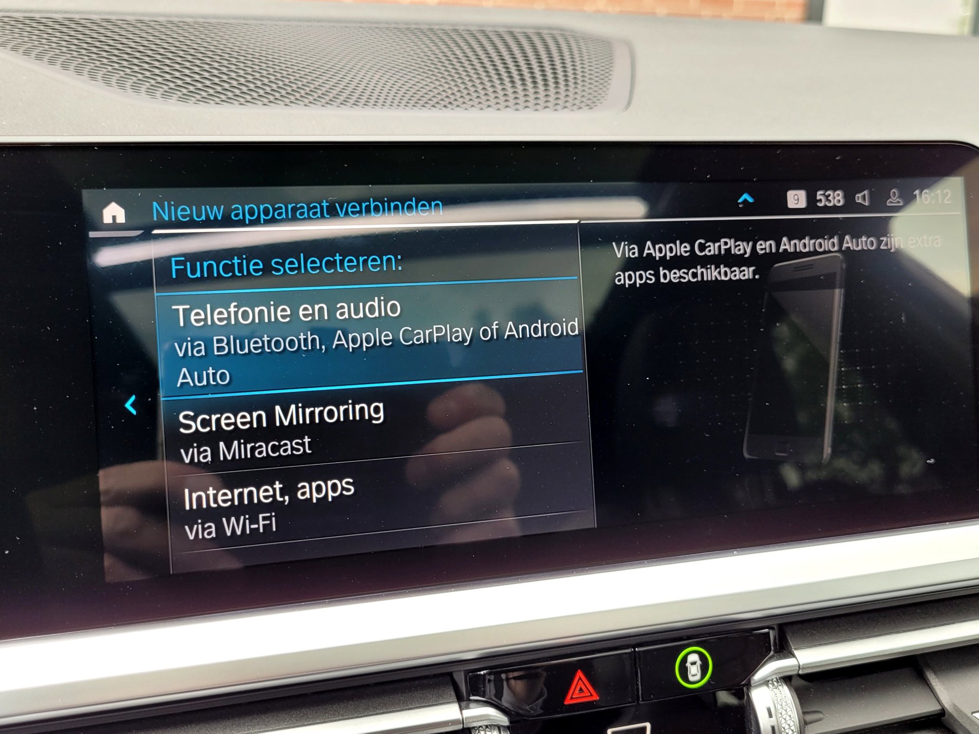 Foto van BMW 330e xDrive