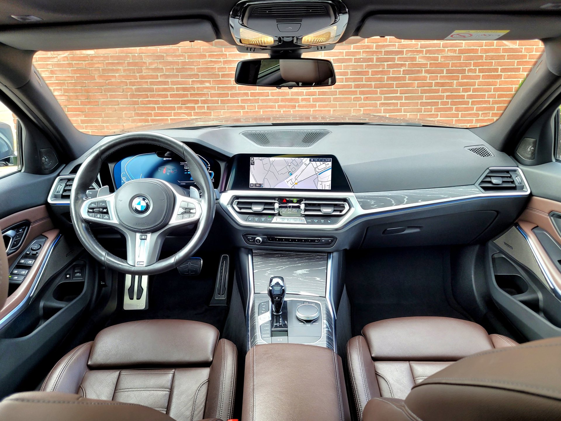 Foto van BMW 330e xDrive